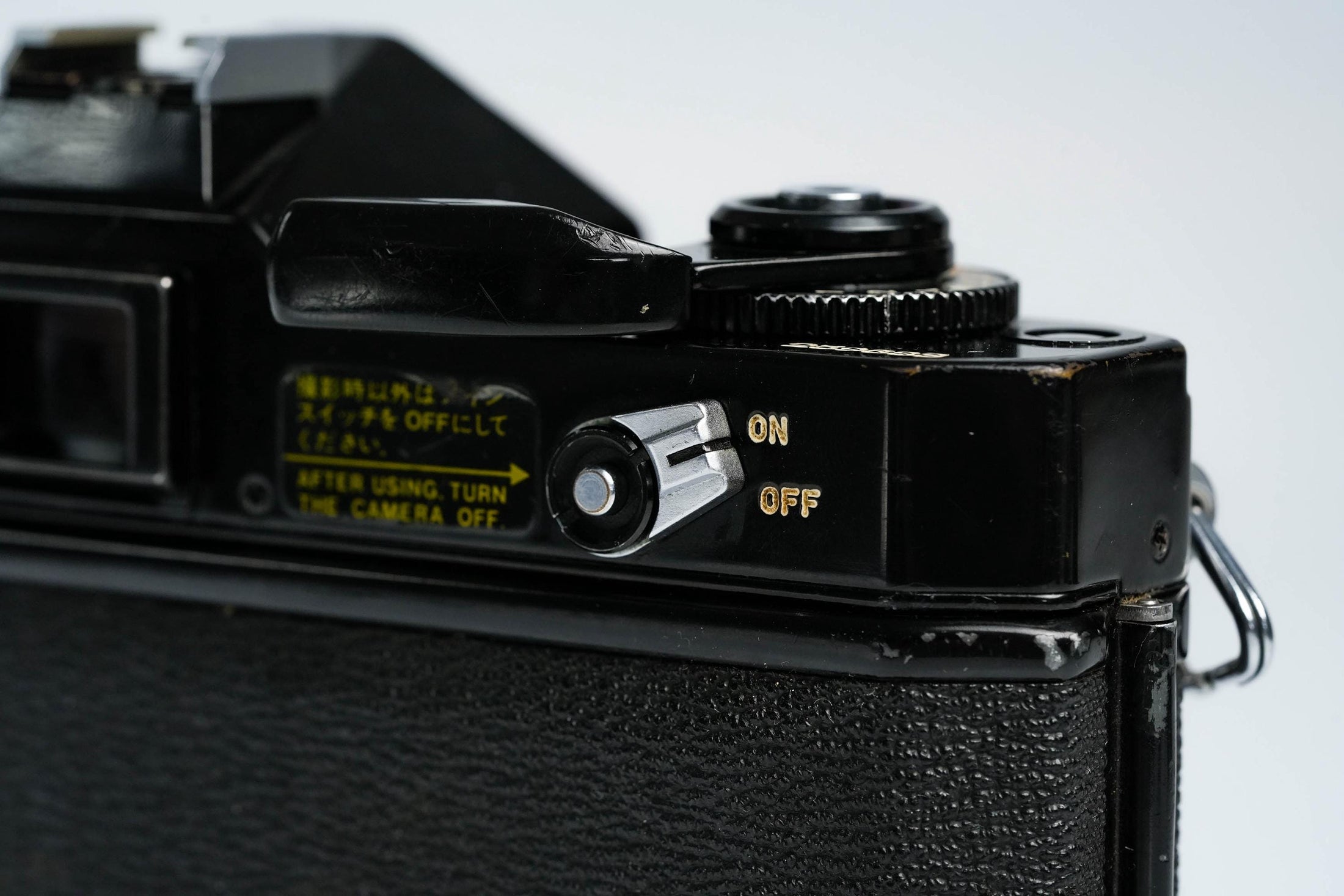 Canon EF + 50mm F1.8 SC + Gratis Kodak Gold – Vintage 35mm SLR | Volledig werkend