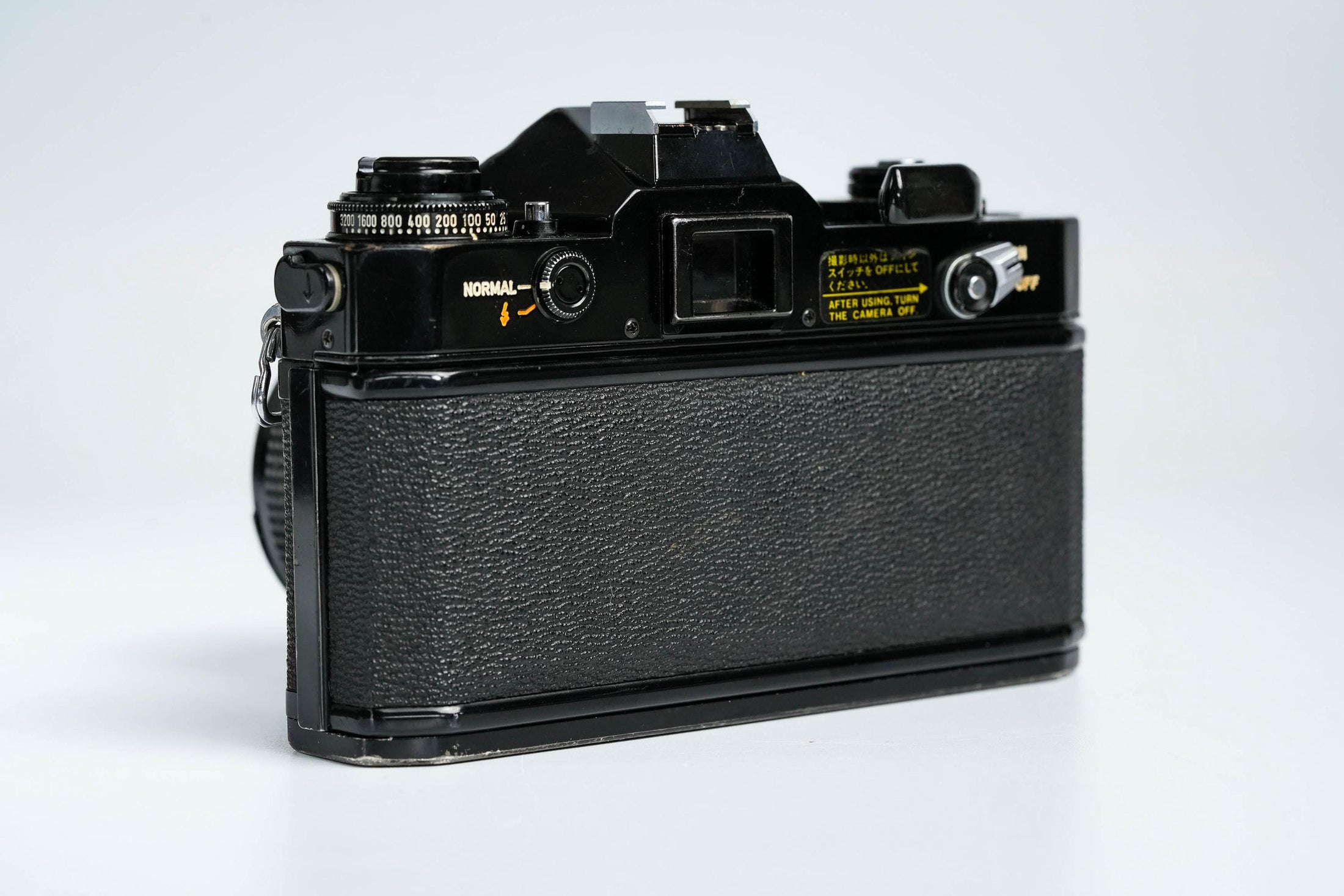 Canon EF + 50mm F1.8 SC + Gratis Kodak Gold – Vintage 35mm SLR | Volledig werkend