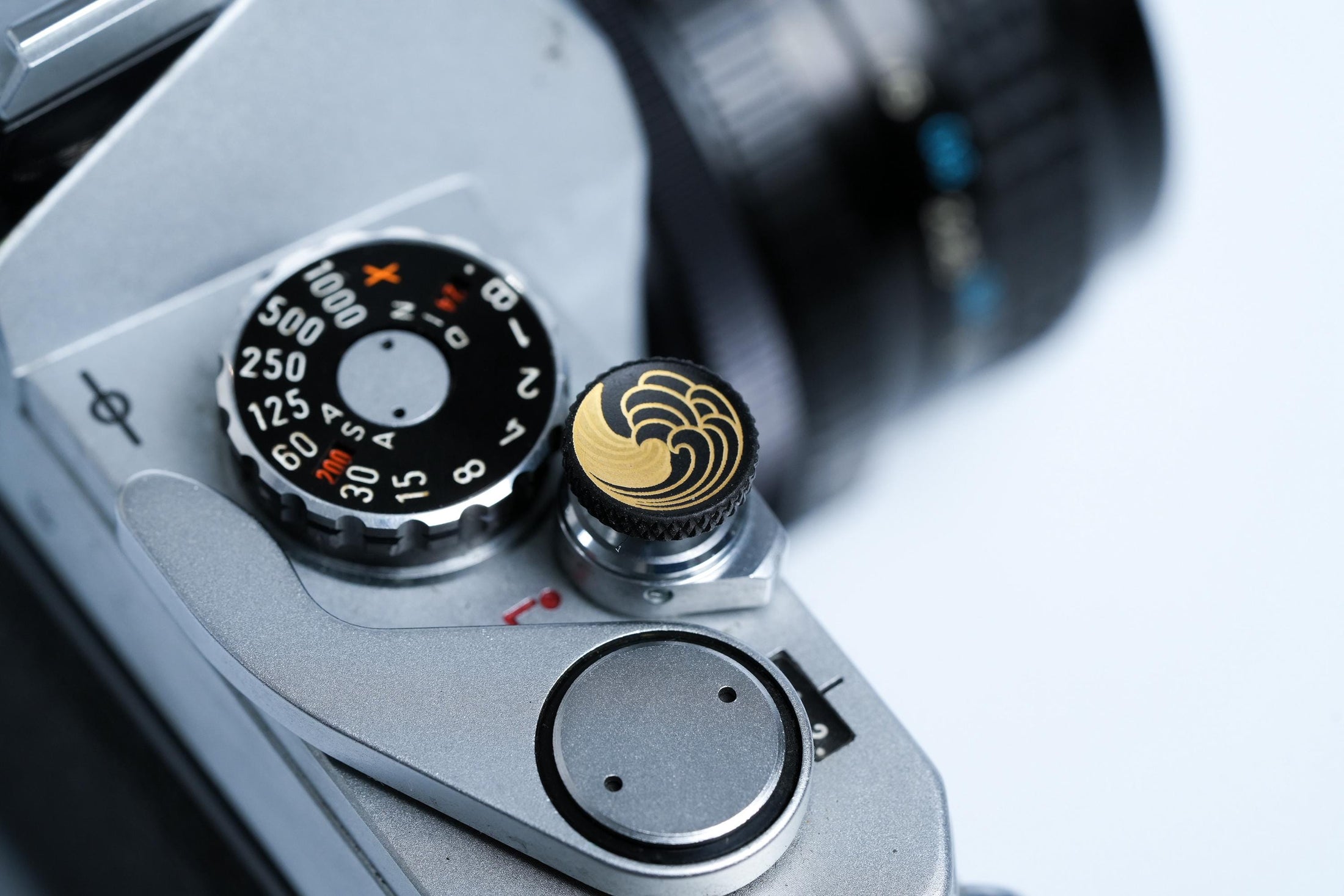 Ontspanknop met Japanse golf – zwart/goud voor Leica, Fujifilm, Olympus en meer