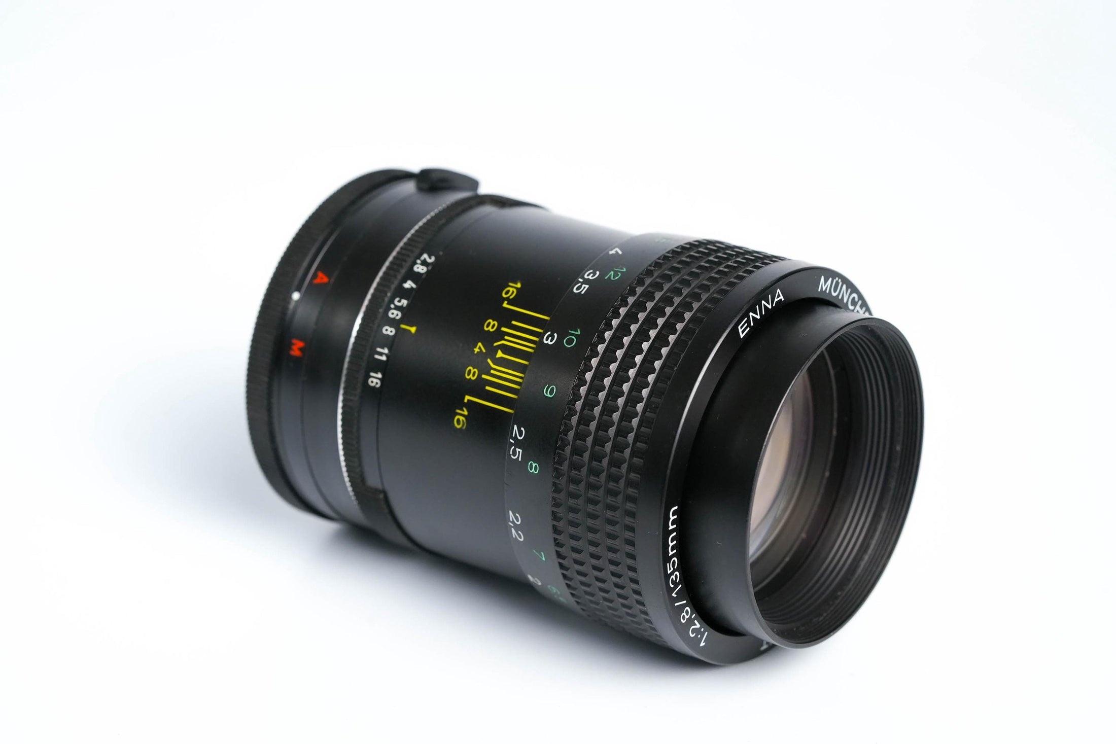 Enna München Tele-Ennalyt 135mm f/2.8 – Klassieke Duitse Telelens