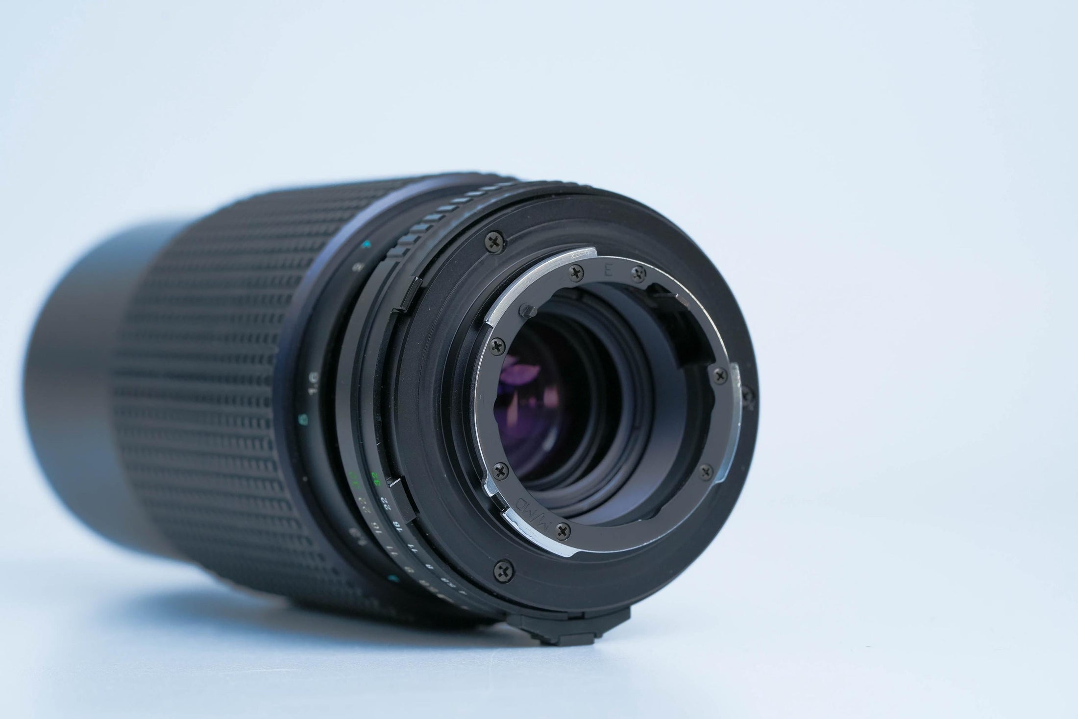 Tokina 70-210mm f/4 Telezoomlens (Minolta MD) – Vintage MF Lens | Volledig Werkend