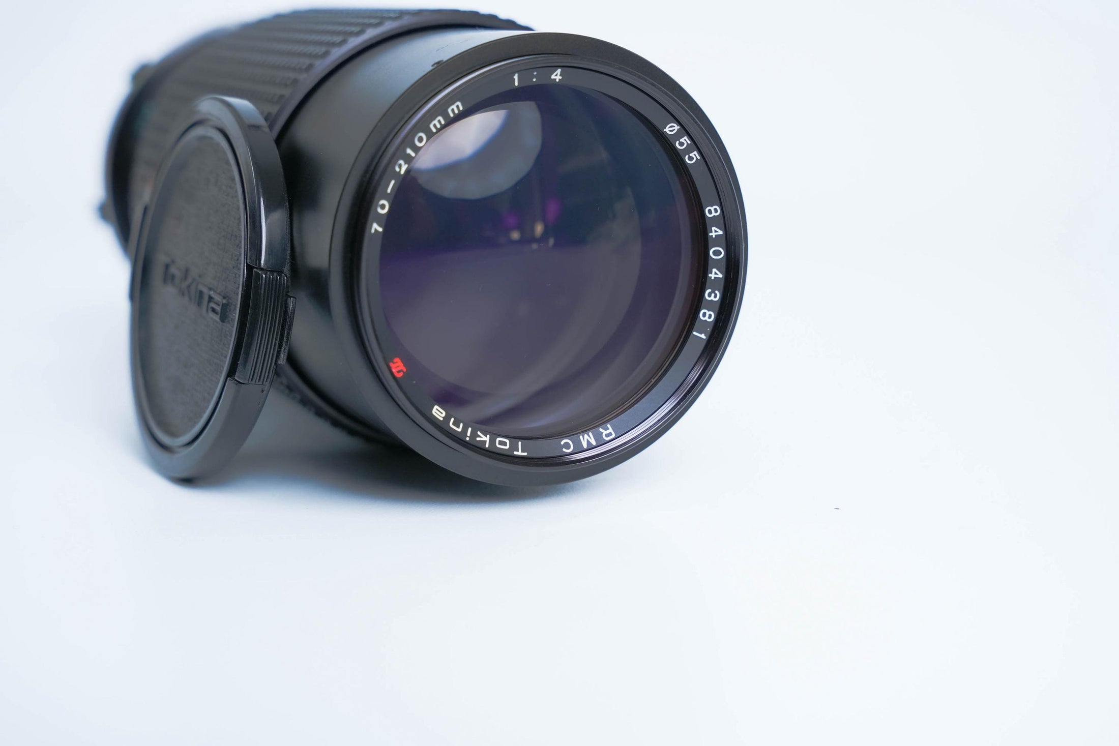 Tokina 70-210mm f/4 Telezoomlens (Minolta MD) – Vintage MF Lens | Volledig Werkend