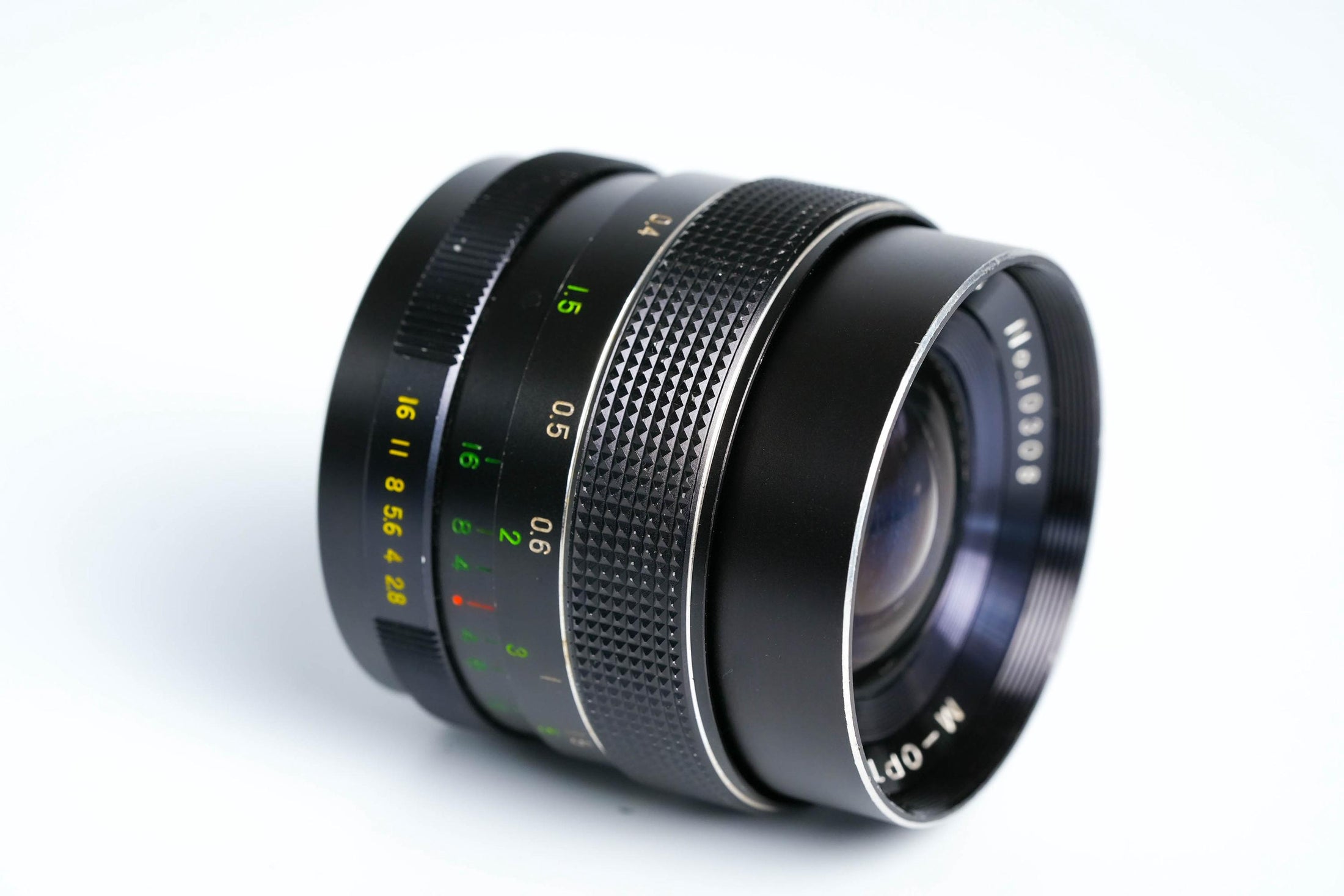 M-Optic 28mm f/2.8 – Vintage Groothoeklens (M42 Mount)