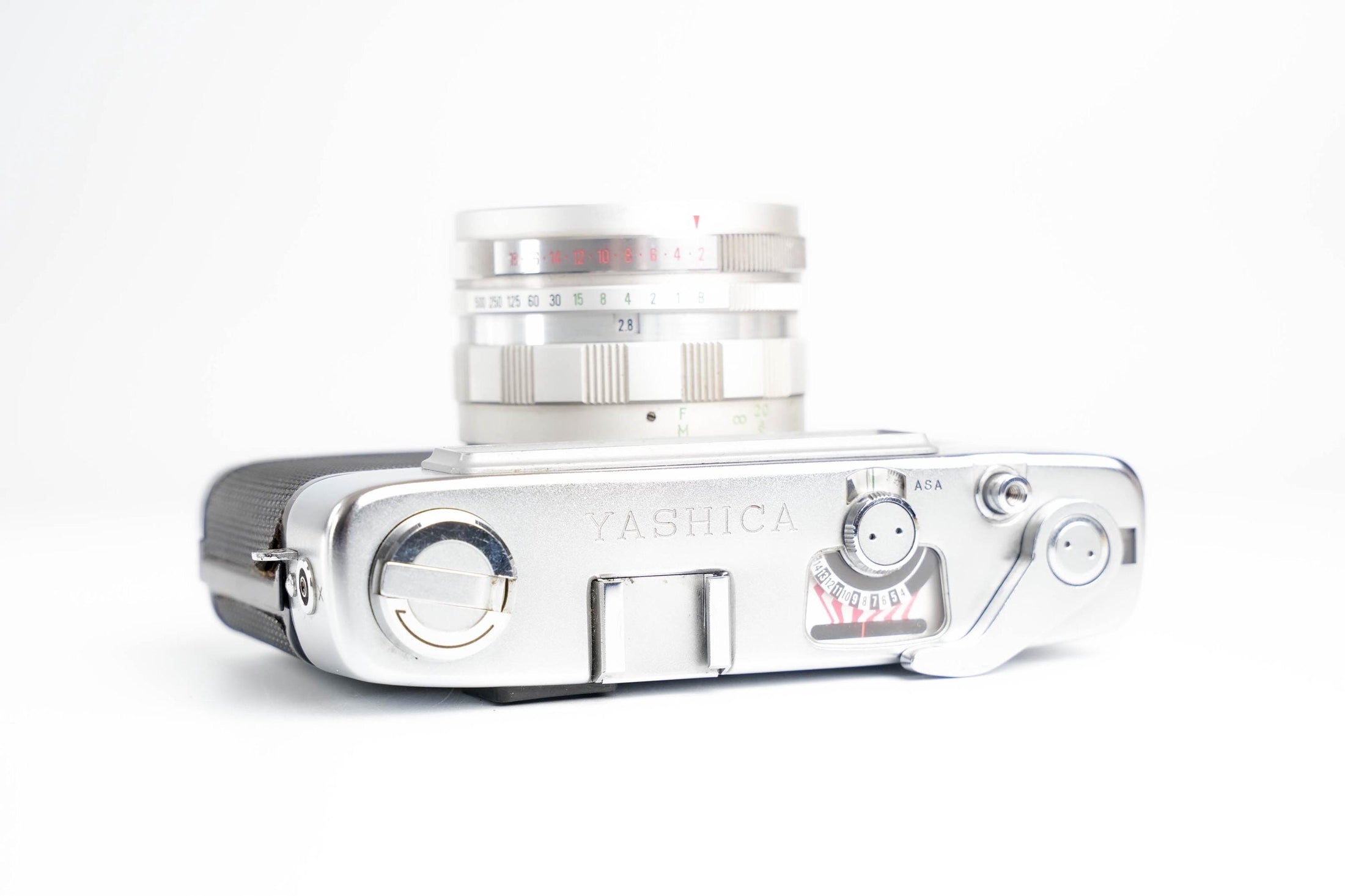 Yashica Minister III: Klassieke Meetzoekercamera in Uitstekende Staat