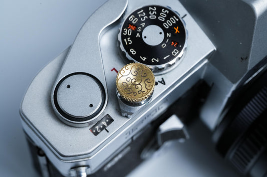 Japans Wolkendesign Messing Ontspanknop voor Fujifilm X100, Leica M, Canon AE-1 & Vintage Camera’s