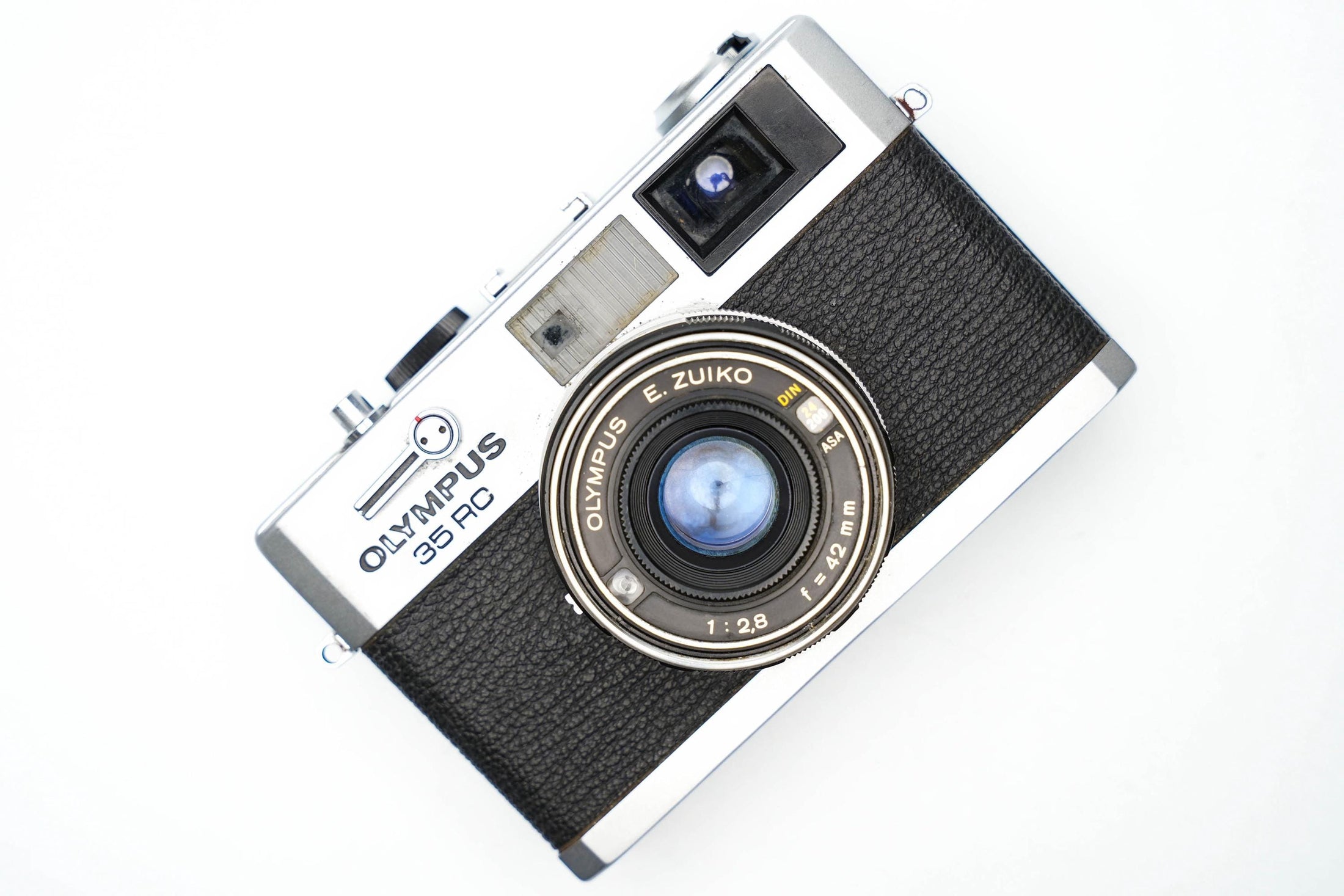 Olympus 35 RC – Compacte 35mm Camera met E. Zuiko 42mm f/2.8 Lens | Volledig Werkend