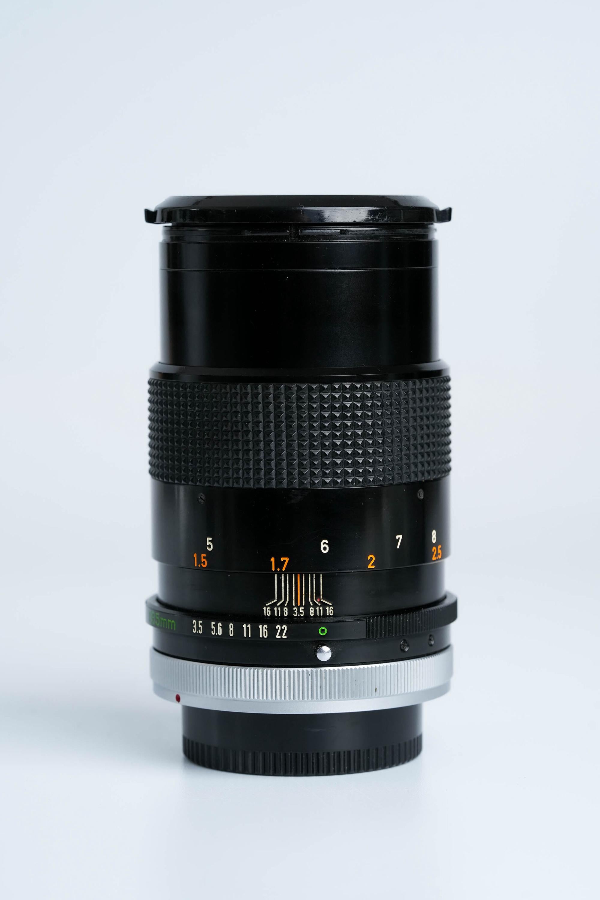 Canon FD 135mm f/3.5 S.C. Telelens – Klassieke Portretspecialist met Schitterende Bokeh