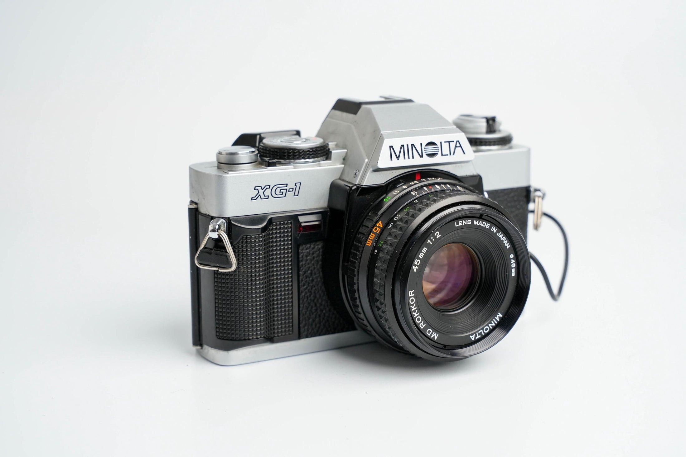 Minolta XG-1 met Data Back G & 45mm f/2 – Volledig Werkend