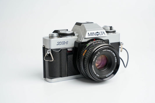 Minolta XG-1 met Data Back G & 45mm f/2 – Volledig Werkend