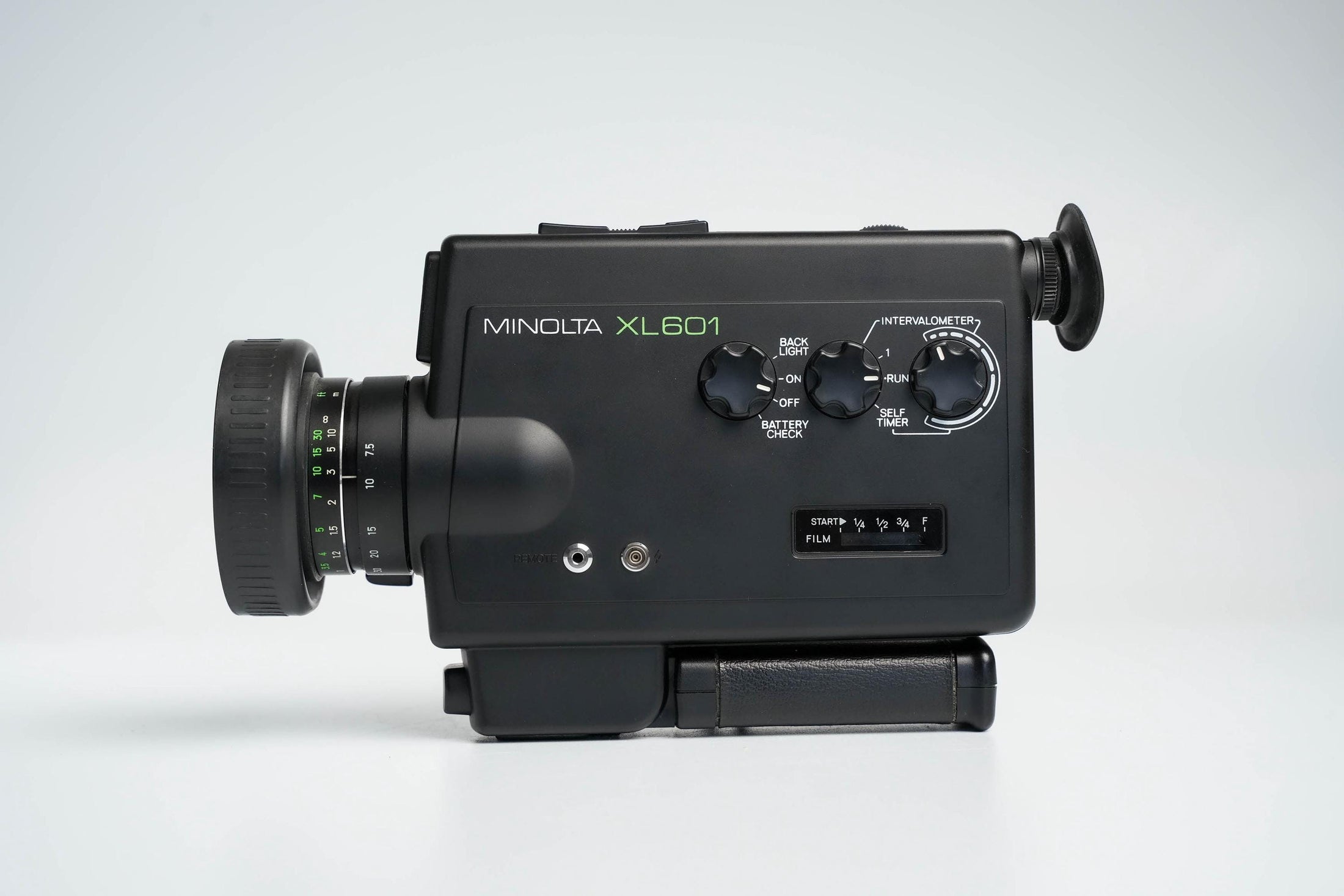 Minolta XL601 Super 8 Filmcamera – Volledig Werkend, Lichtsterk en Compact