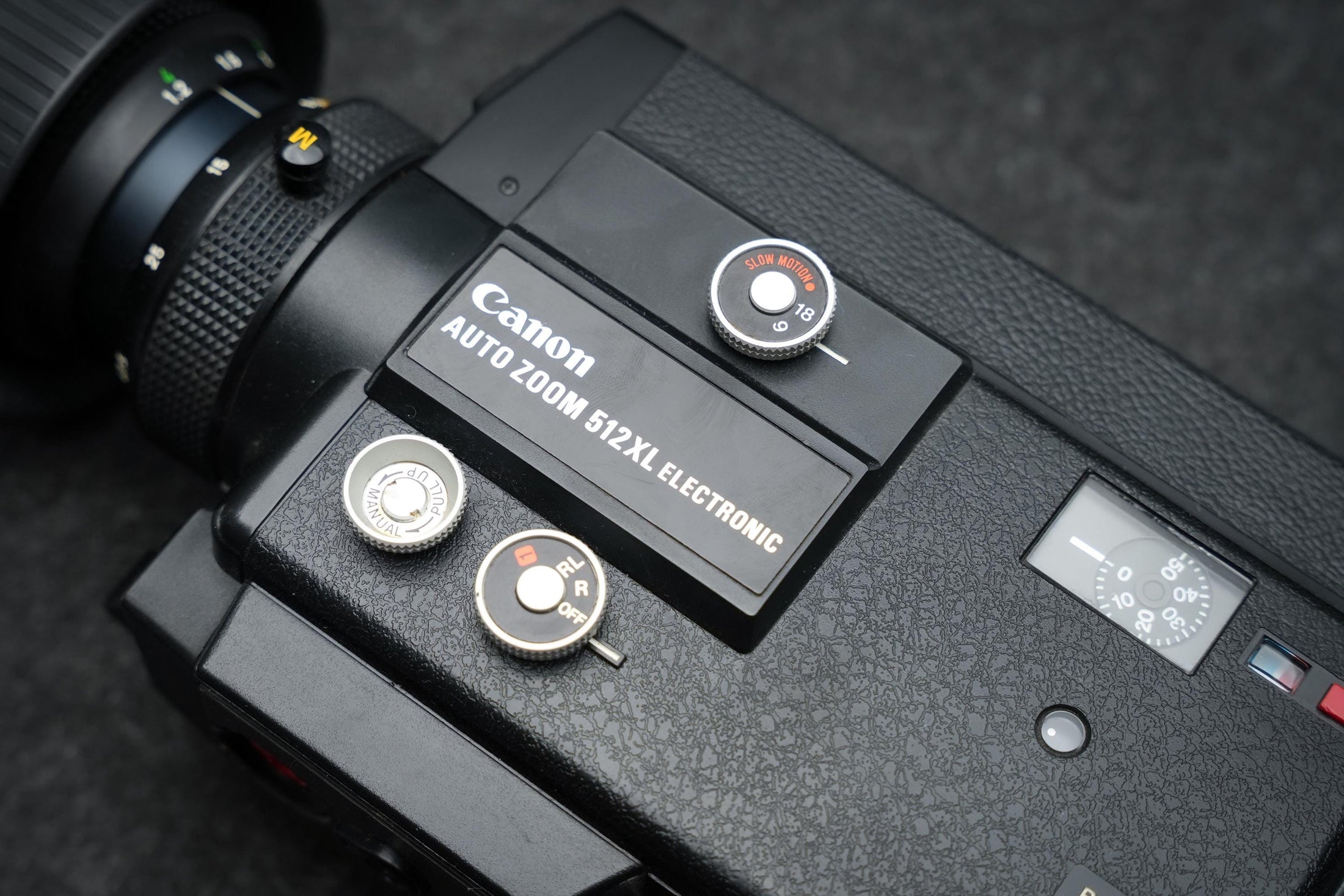 Canon Auto Zoom 512XL Electronic – Super 8 Filmcamera – 1975 – Zwart – XL Systeem – Macro Lens – Voor Filmmakers & Verzamelaars