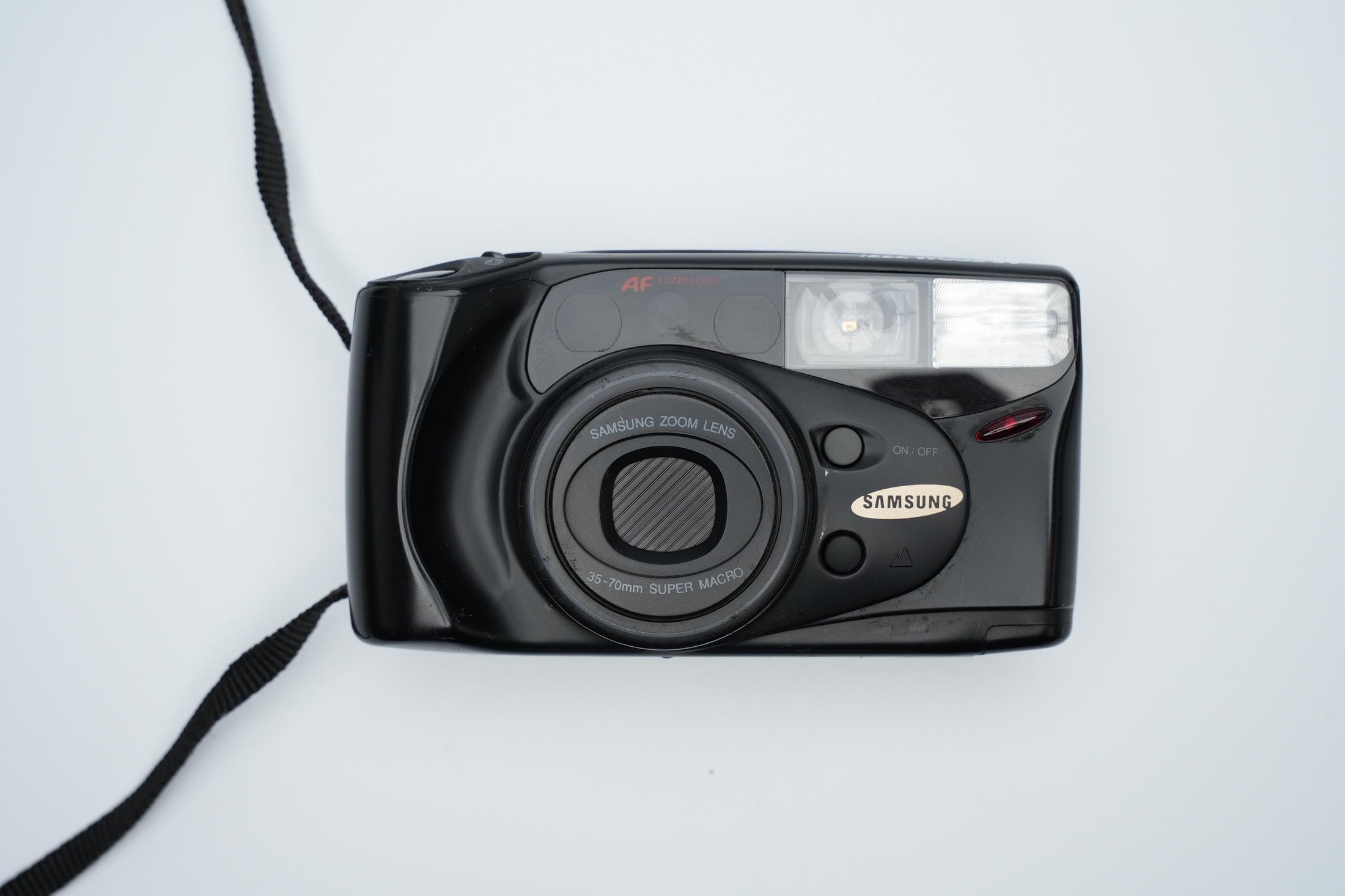 Samsung AF Zoom 777i – Betrouwbare 35mm Compactcamera met Zoom in Prima Staat