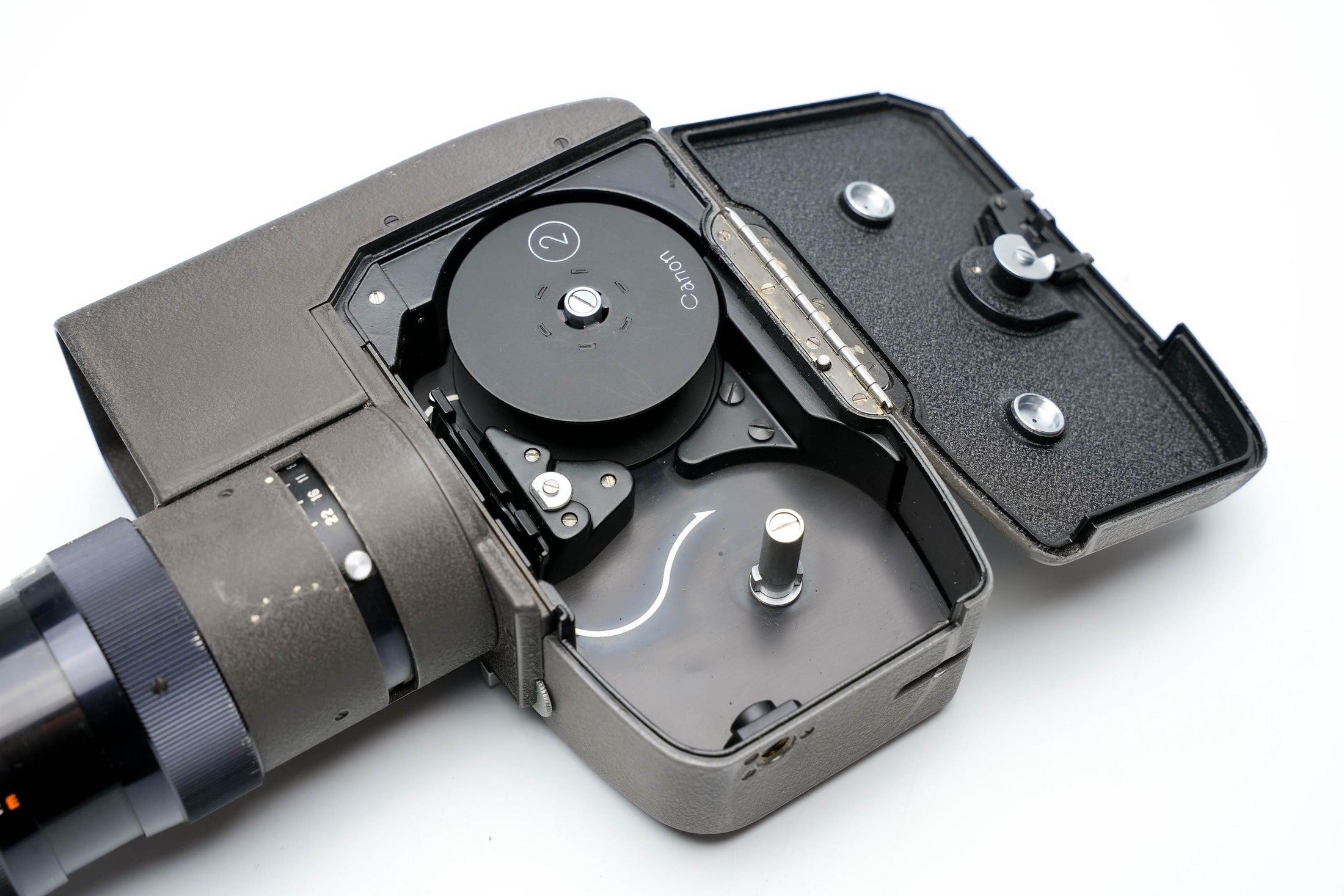 Canon Zoom 8 Vintage Filmcamera – Iconisch Design, Werkend en Authentiek!