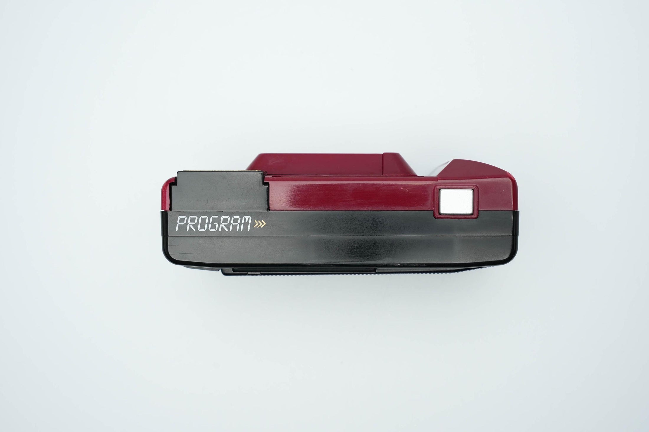 Halina AF 810 DX | Vintage 35mm Compact Camera in Diep Rood | Werkend en in Mooie Staat