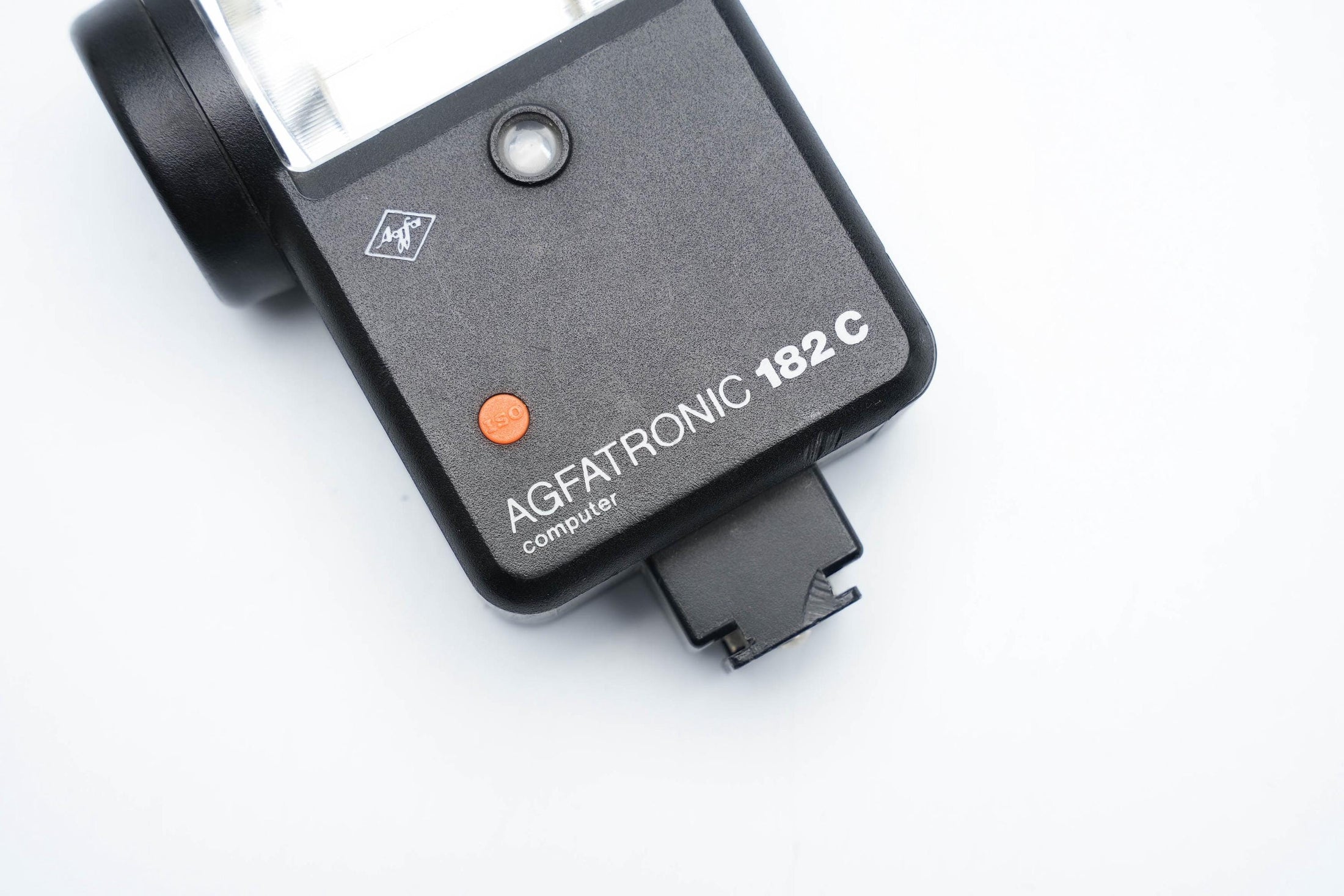 Agfa Agfatronic 182C – Vintage Flitser uit de Jaren ’70/’80 | Compact & Betrouwbaar