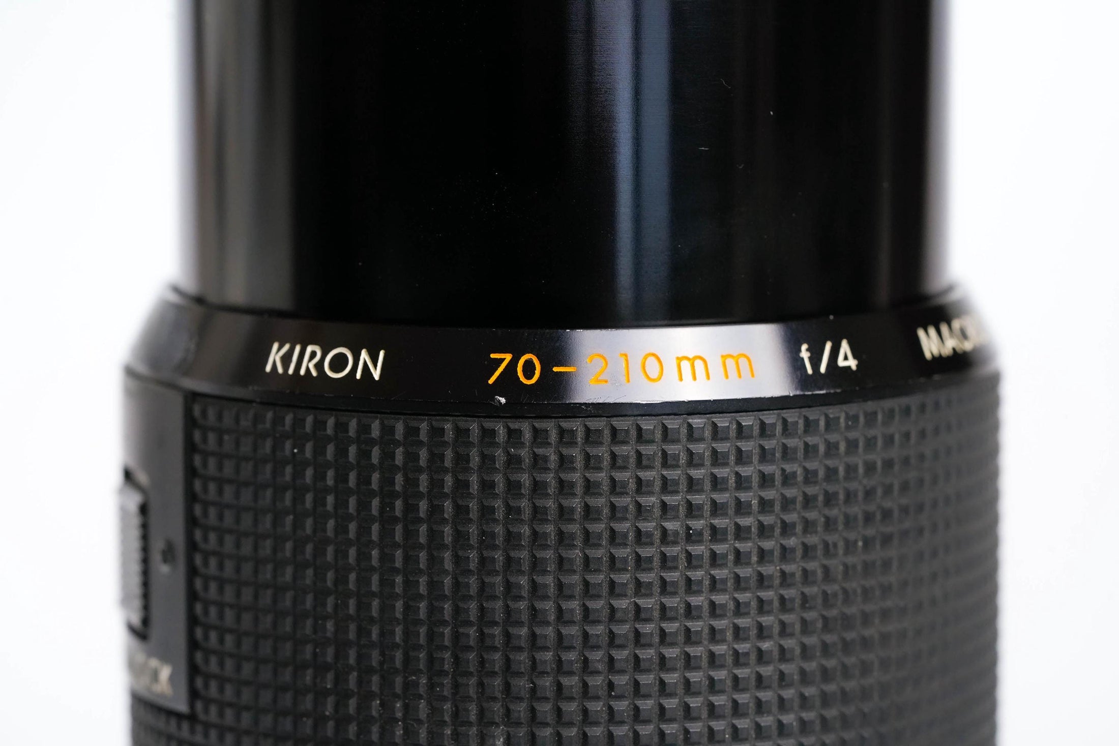 Kiron 70-210mm f/4 Telezoomlens – MD-mount – Vintage Japanse Optiek