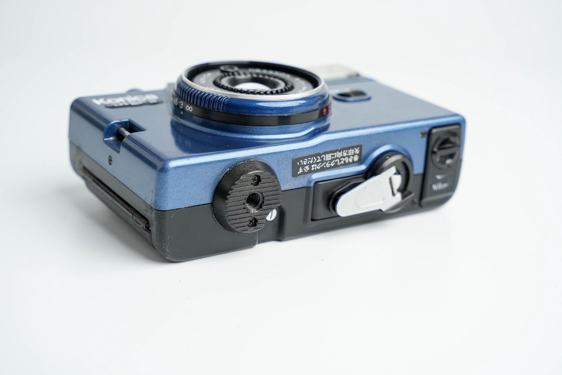 Konica C35 EF3 – Compacte 35mm Point & Shoot met Lichtsterke Hexanon 35mm f/2.8