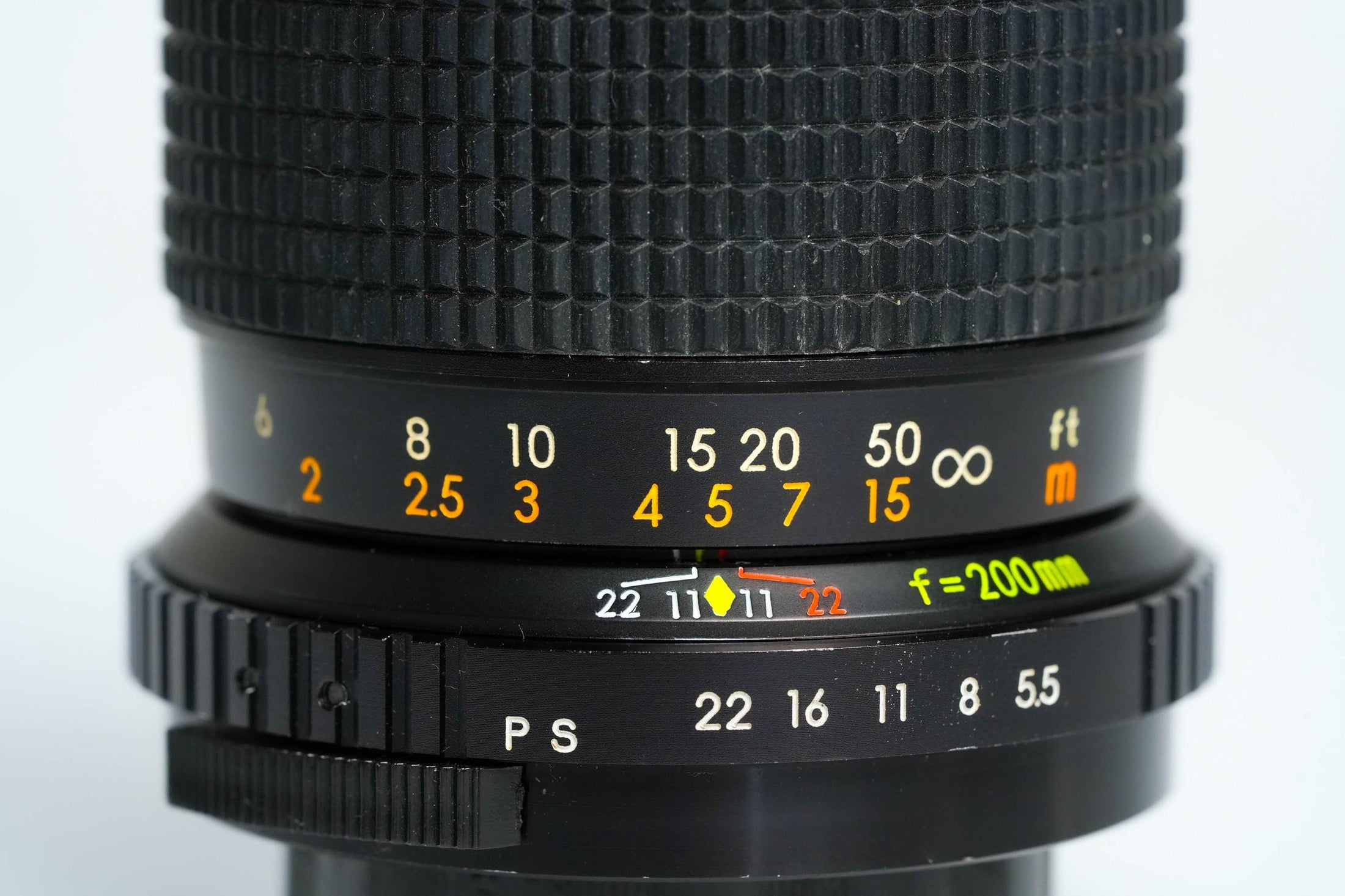 Panagor-E Auto Zoom 80-200mm f/5.5 – Vintage Telezoomlens voor M42