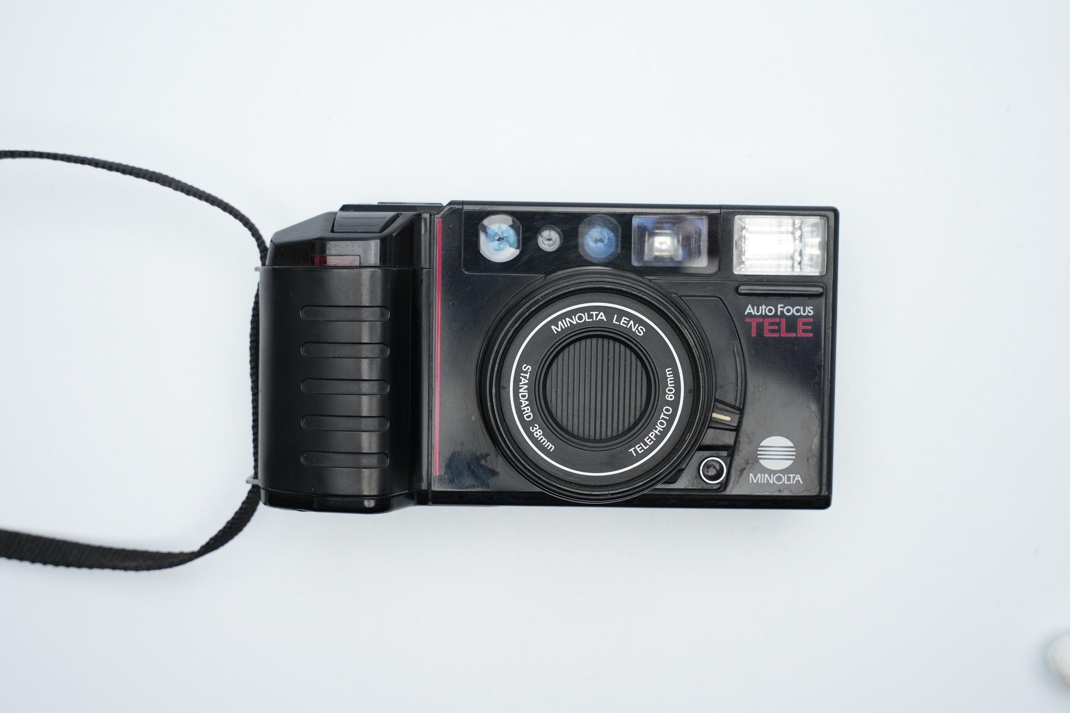 Minolta Auto Focus Tele - Klassieke Dual-Lens Point-and-Shoot Camera