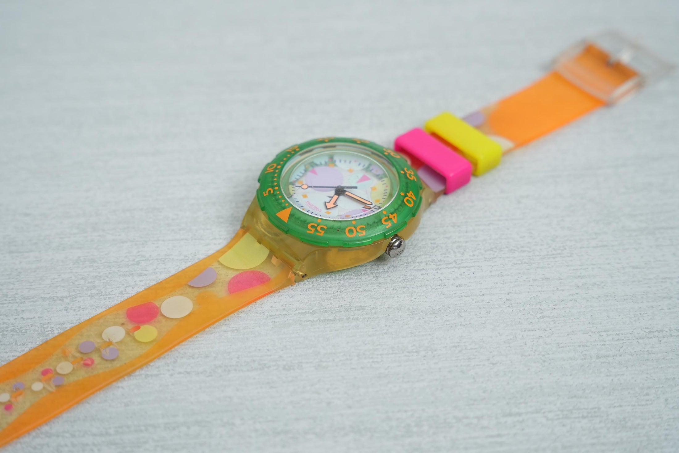 Swatch Scuba "Sea Grapes" SDK105 – Kleurvol Vintage Duikhorloge, 1992