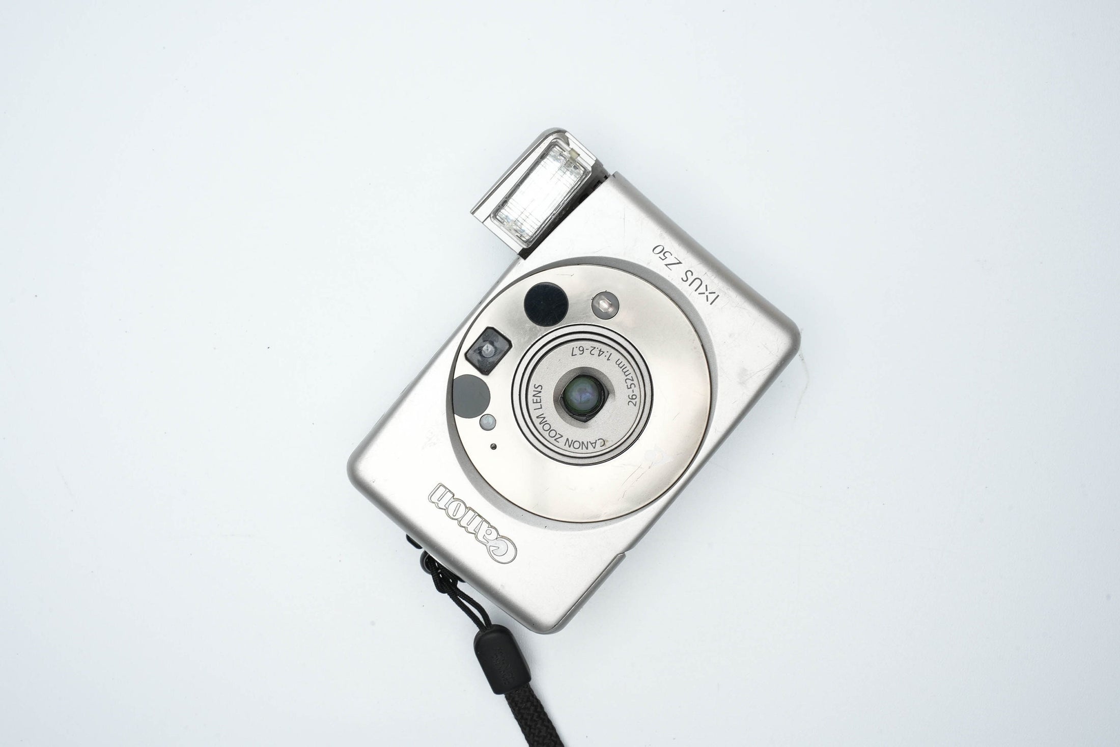 Canon Ixus Z50 Compact Camera - Vintage Point and Shoot voor APS-film