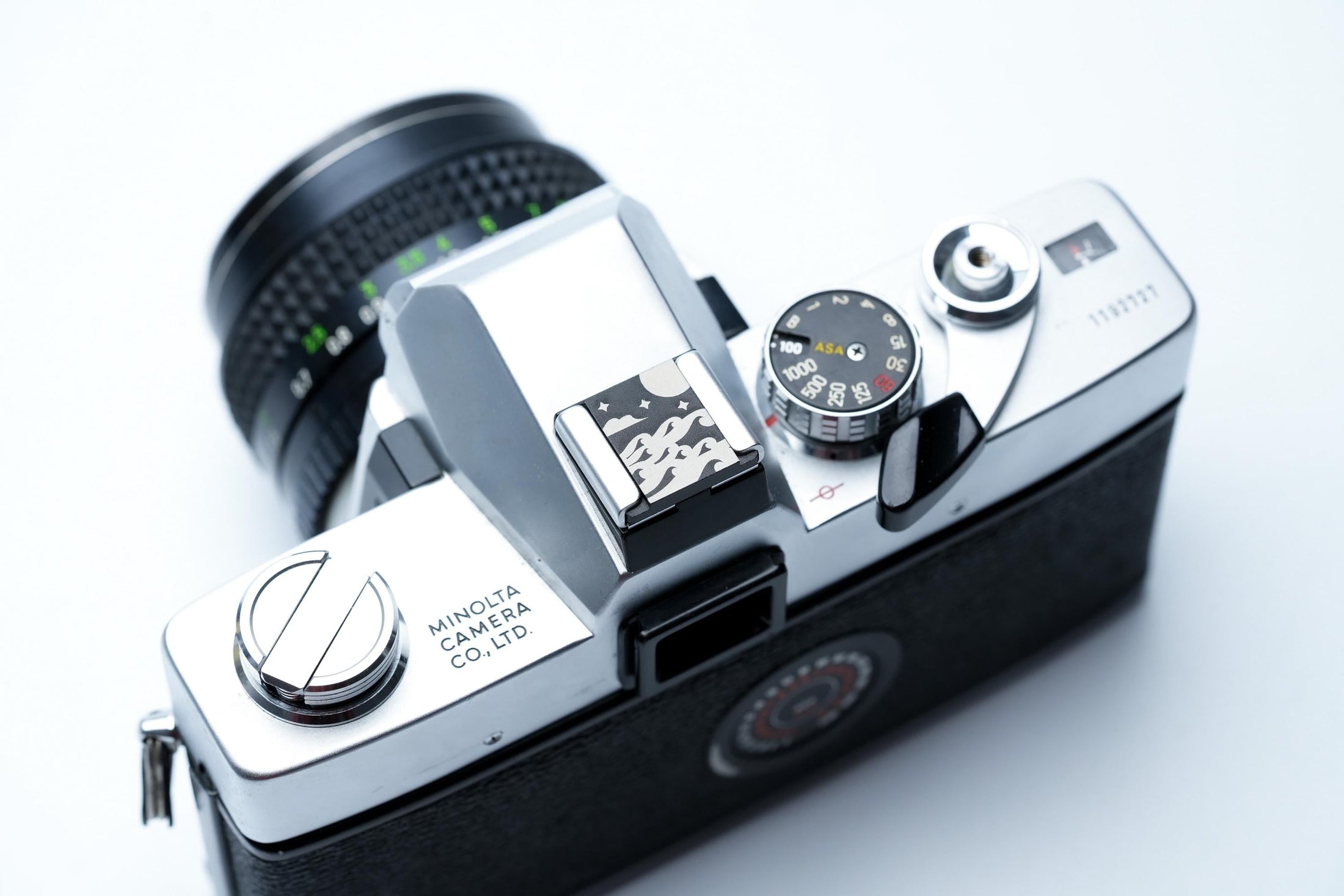 Aquarius Ocean flitsschoendeksel – wilde golven – gelaserd aluminium – zwart gecoat