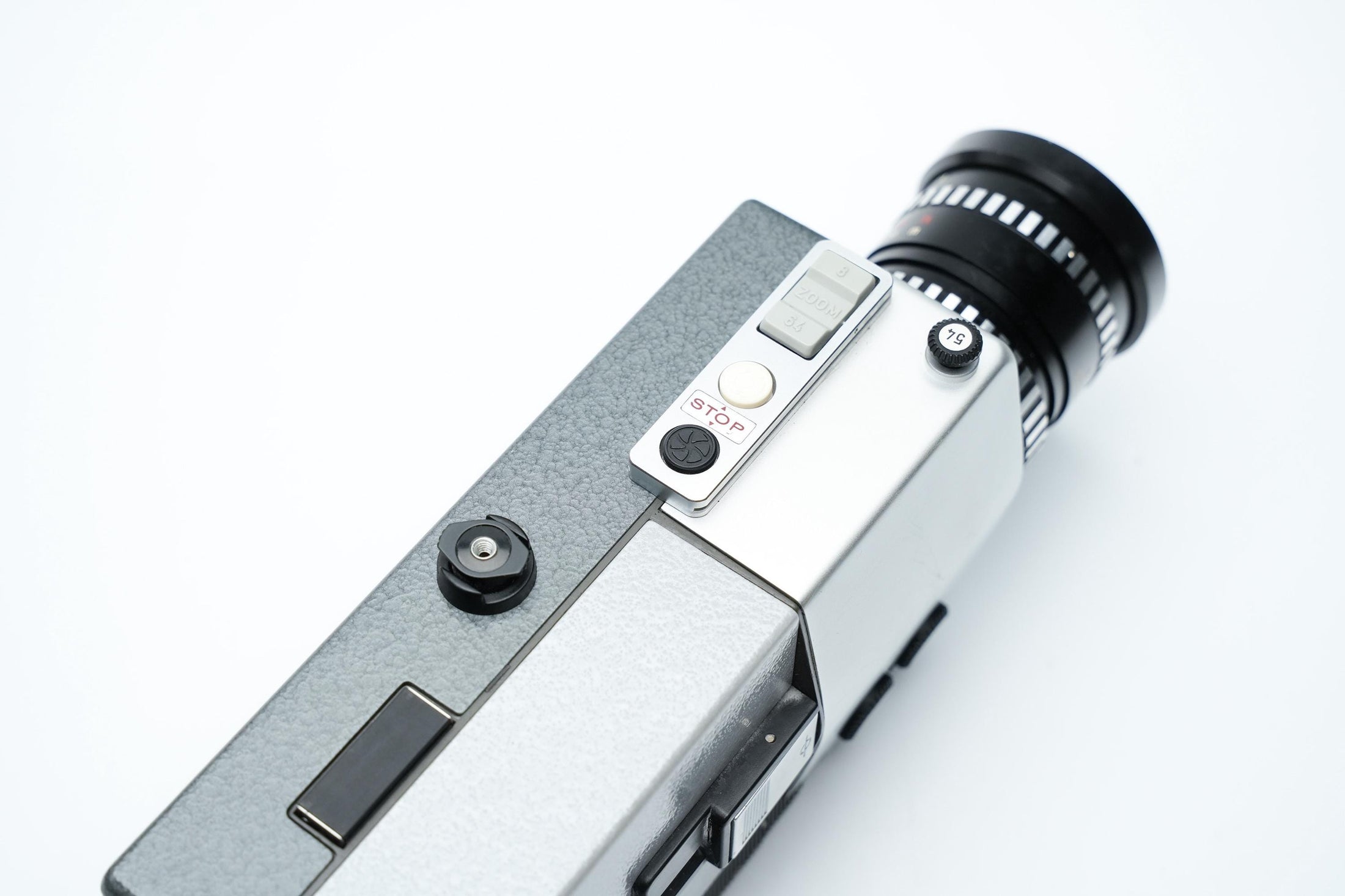 Leitz Leicina Super – Super 8 camera – 1970s – f/1.9 Vario 8–64mm lens – originele leren tas & handleiding