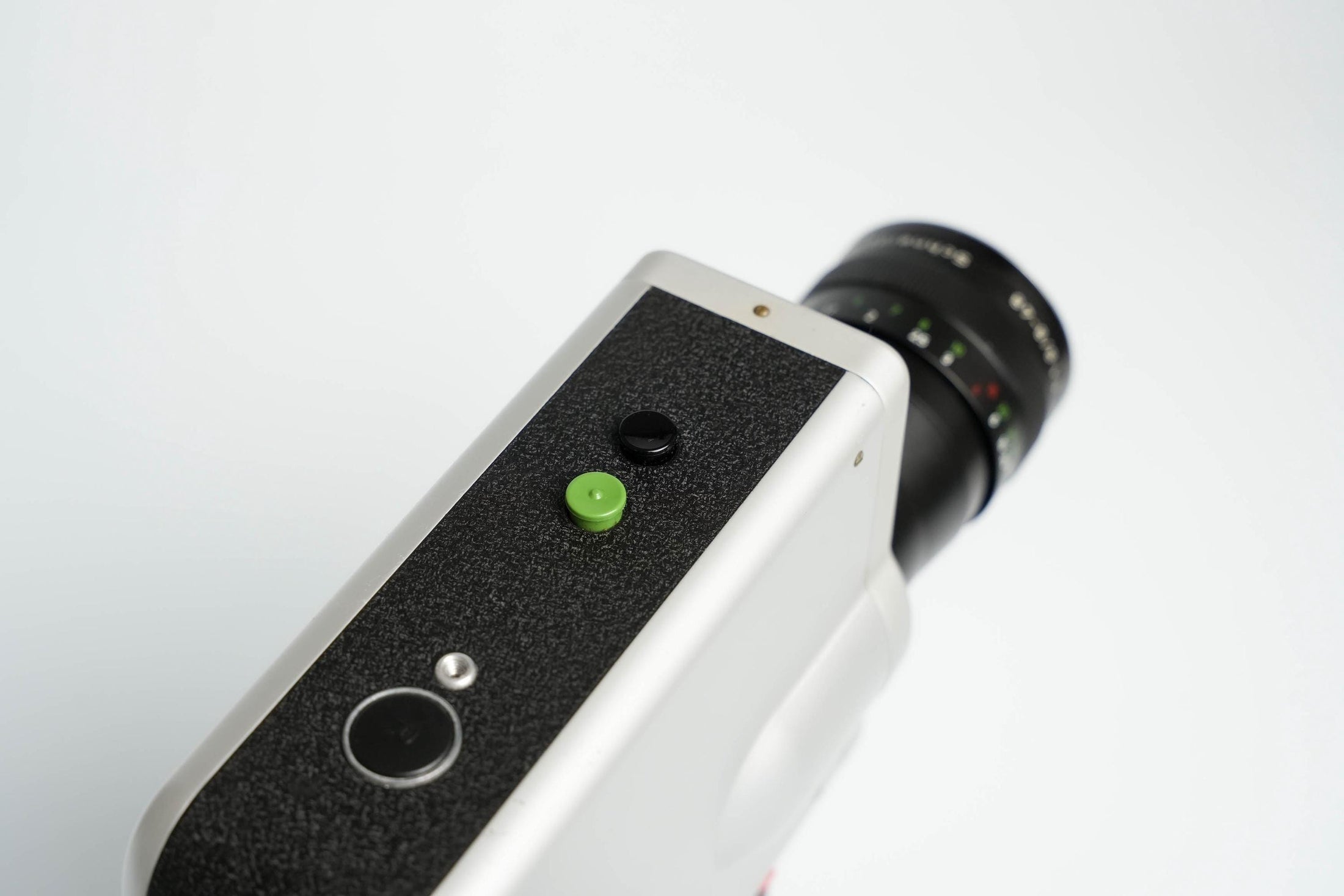 Nizo 481 Super 8 Filmcamera – Vintage Bauhaus Design, Volledig Werkend