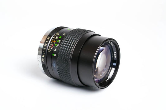 Sun 135mm f2.8 MC – Vintage Telelens voor Contax/Yashica