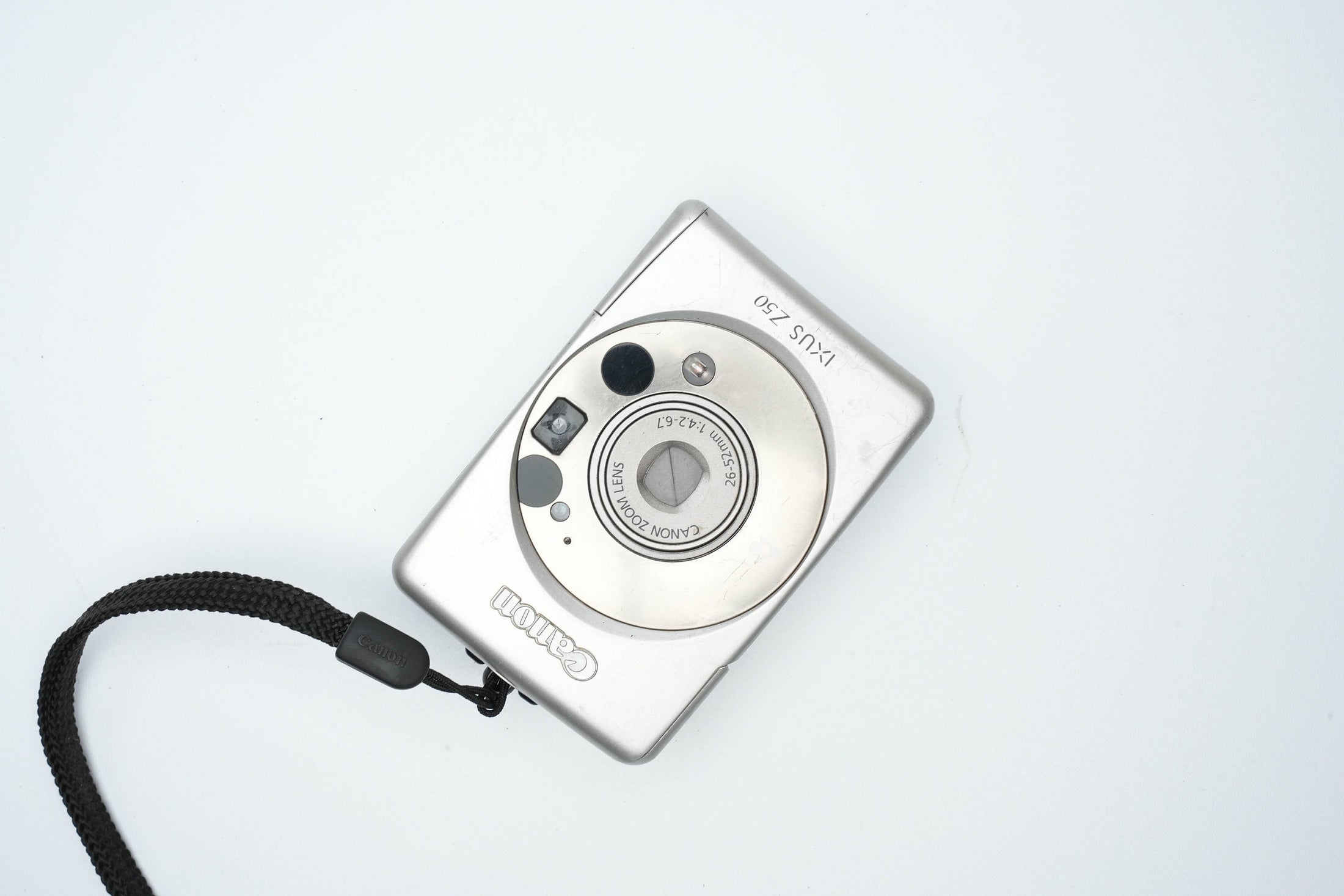 Canon Ixus Z50 Compact Camera - Vintage Point and Shoot voor APS-film