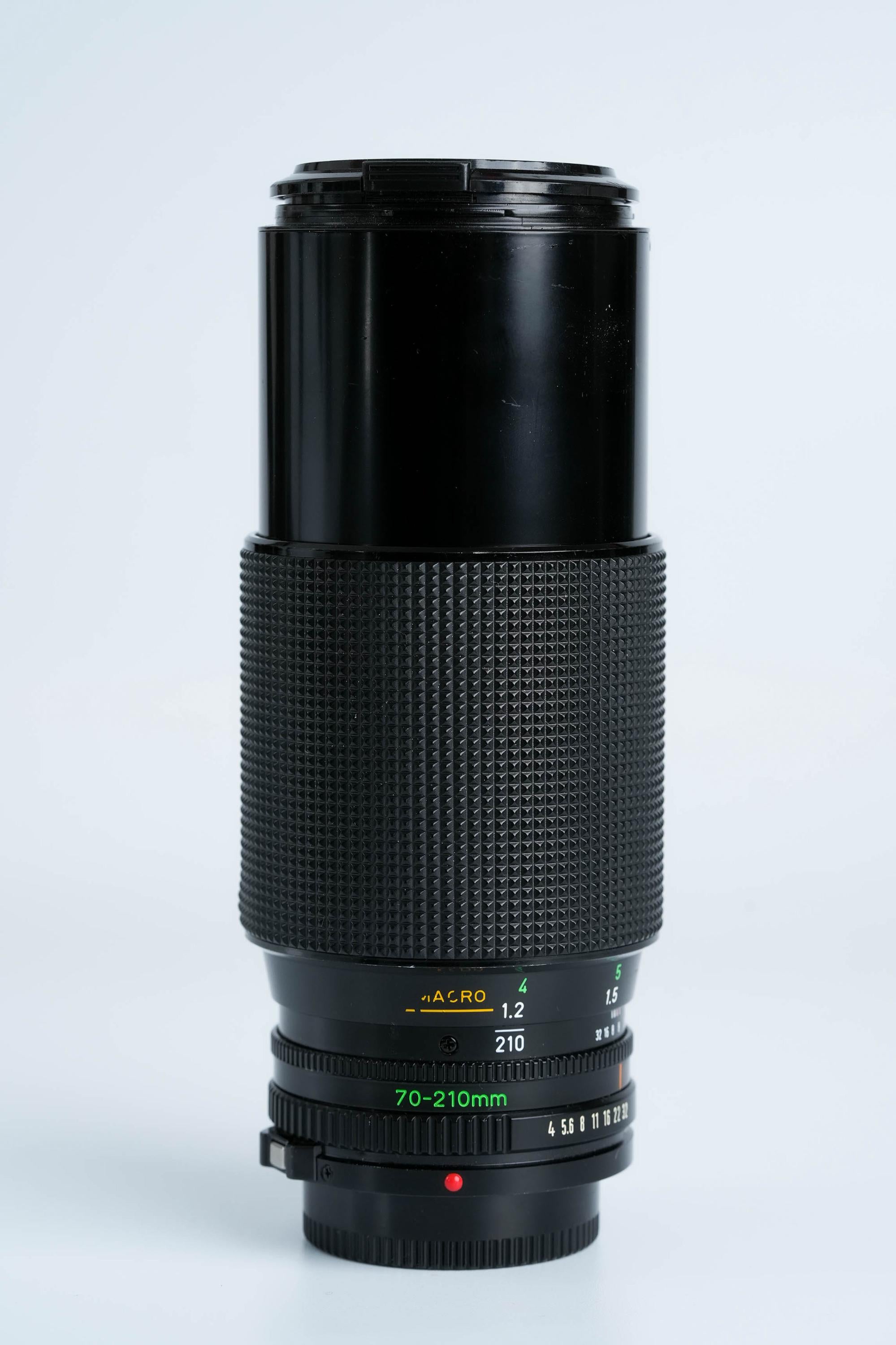Canon FD 70-210mm f/4 Telezoom – Vintage Kwaliteit met Schitterende Optiek