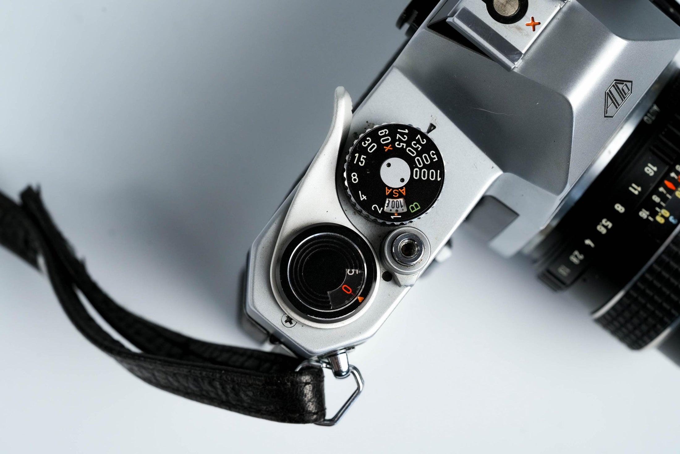 Pentax Spotmatic F + SMC Takumar 55mm f/1.8 – Volledig werkend + gratis 35mm film