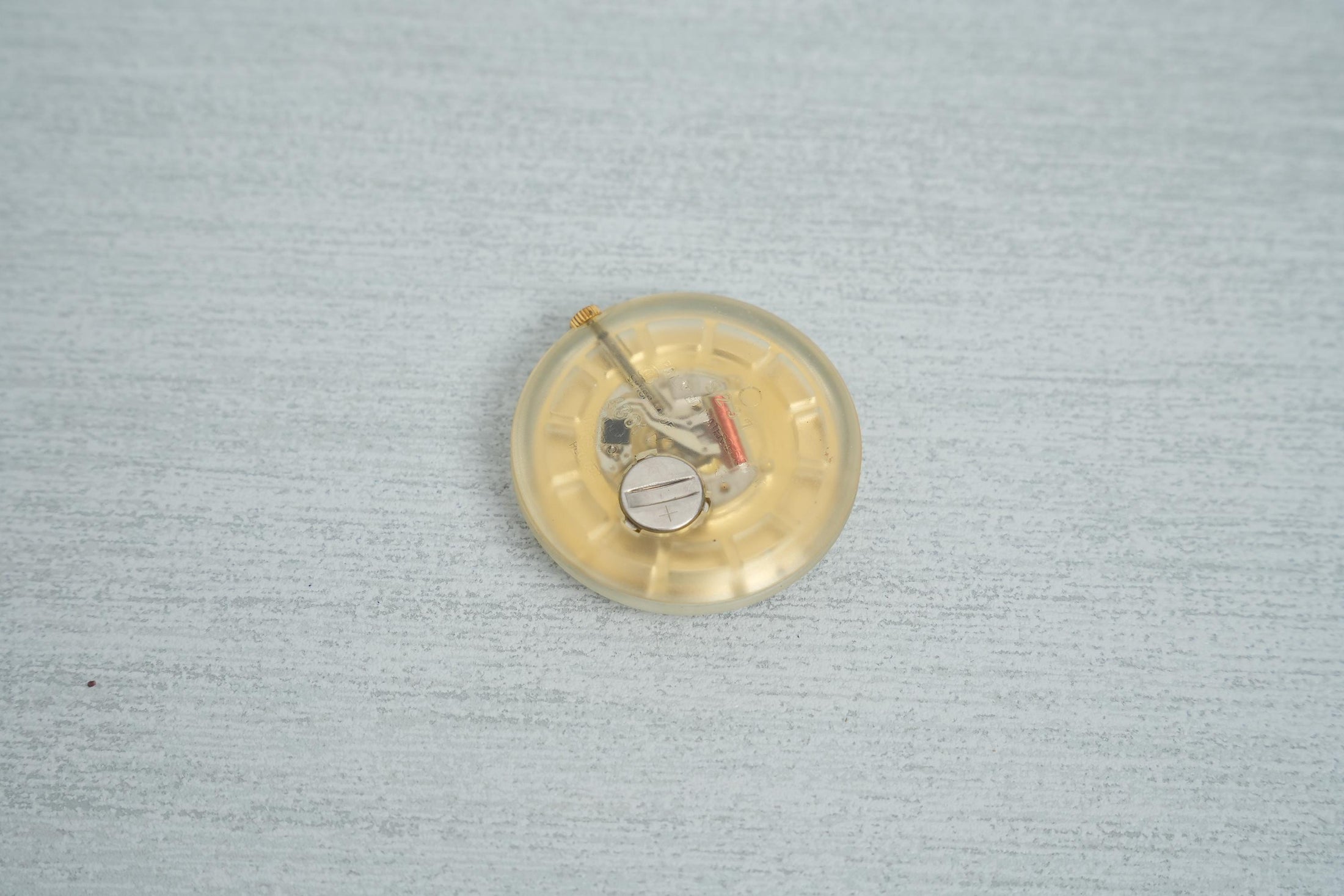 Vintage Pop Swatch "Guinevere" PWK169 – Uniek Gouden Design uit 1992