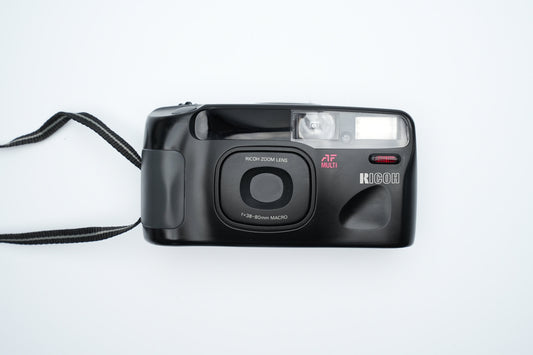 Ricoh RZ-800 - Compacte 35mm Point-and-Shoot Camera met Zoomlens en Macrofunctie