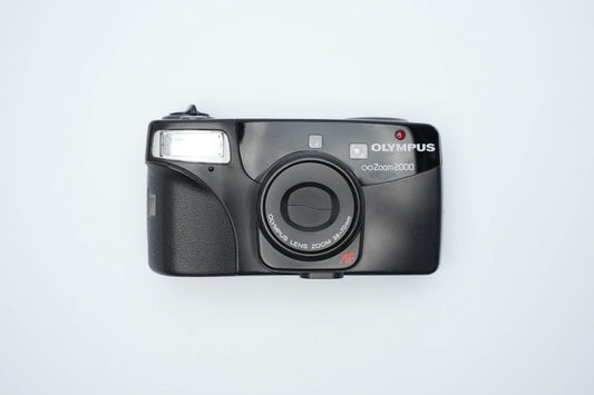 Olympus Zoom 2000 - Compacte 35mm Point-and-Shoot Camera met 38-70mm Zoomlens