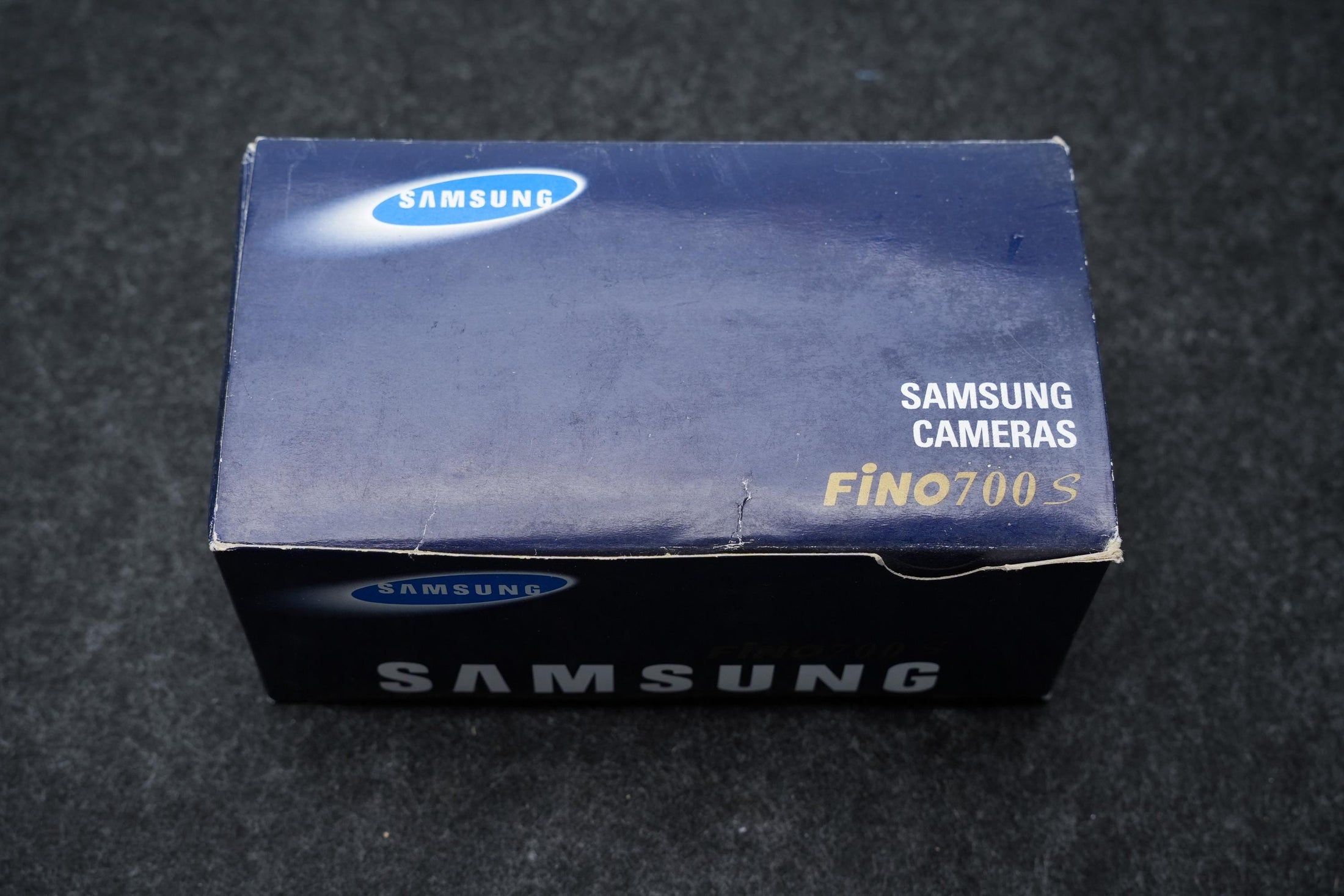 Samsung Fino 700S + gratis 35mm film – 35mm point-and-shoot camera – jaren 1990 – nieuw in doos, old stock