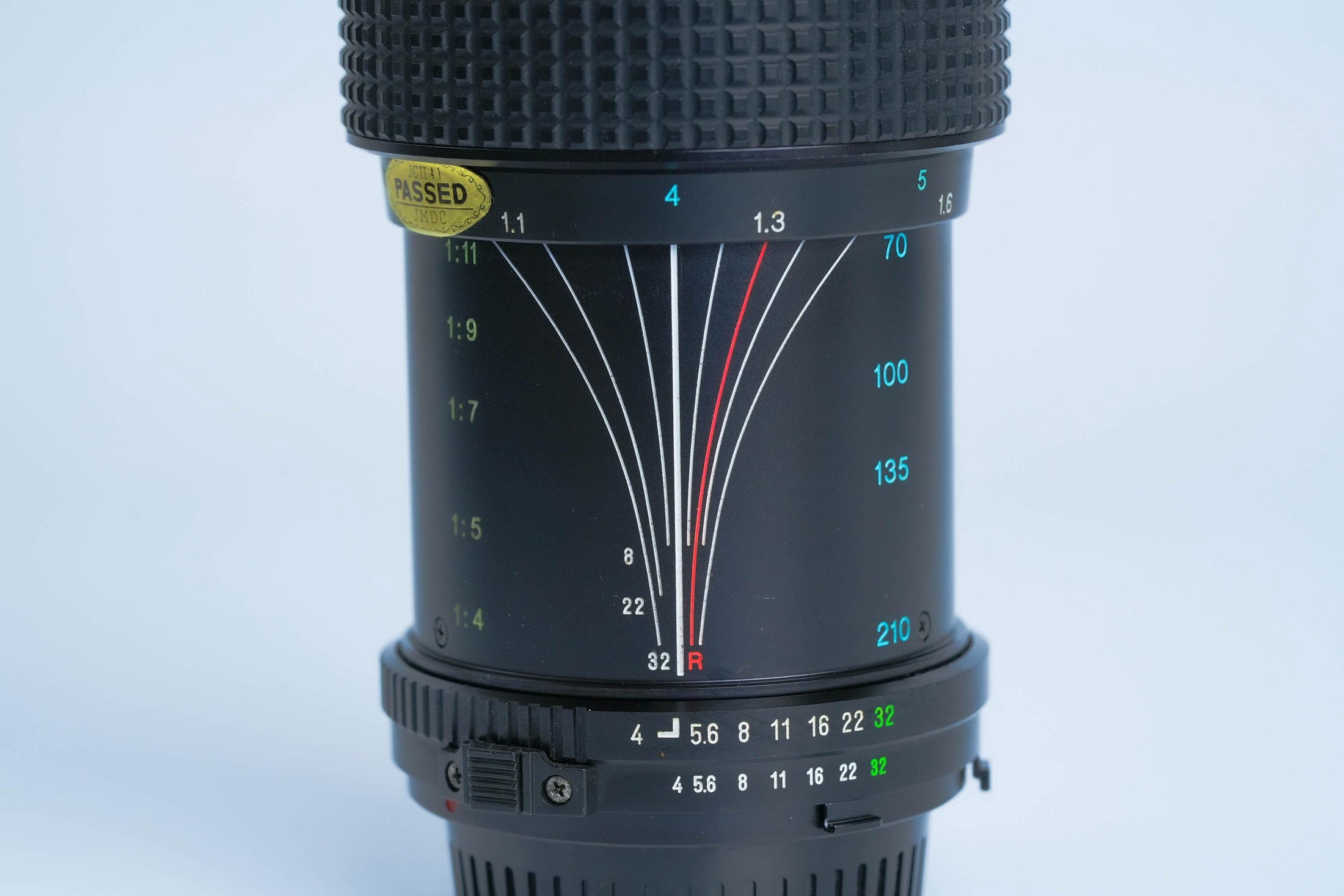Tokina 70-210mm f/4 Telezoomlens (Minolta MD) – Vintage MF Lens | Volledig Werkend