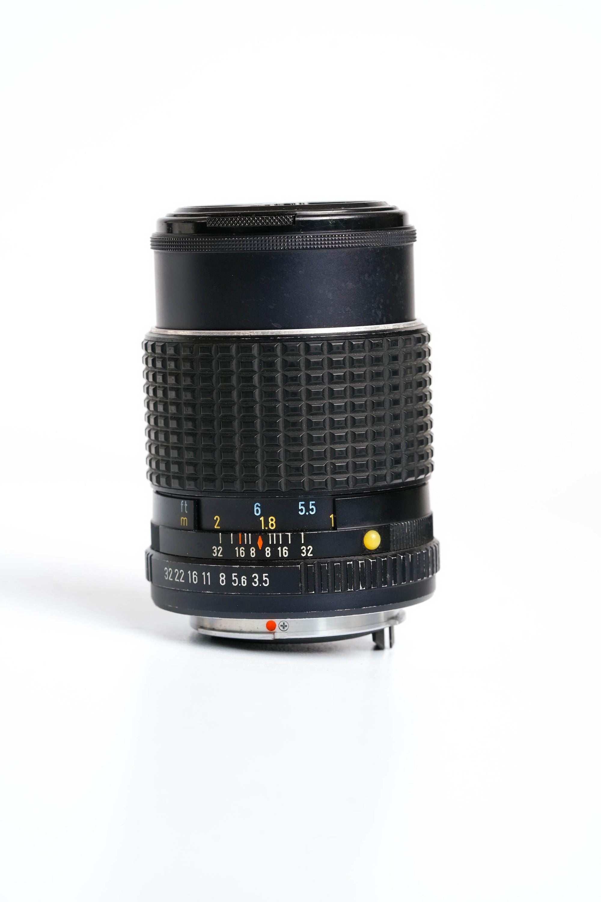 Pentax-M 135mm f3.5 – Compacte Telelens met Karakter