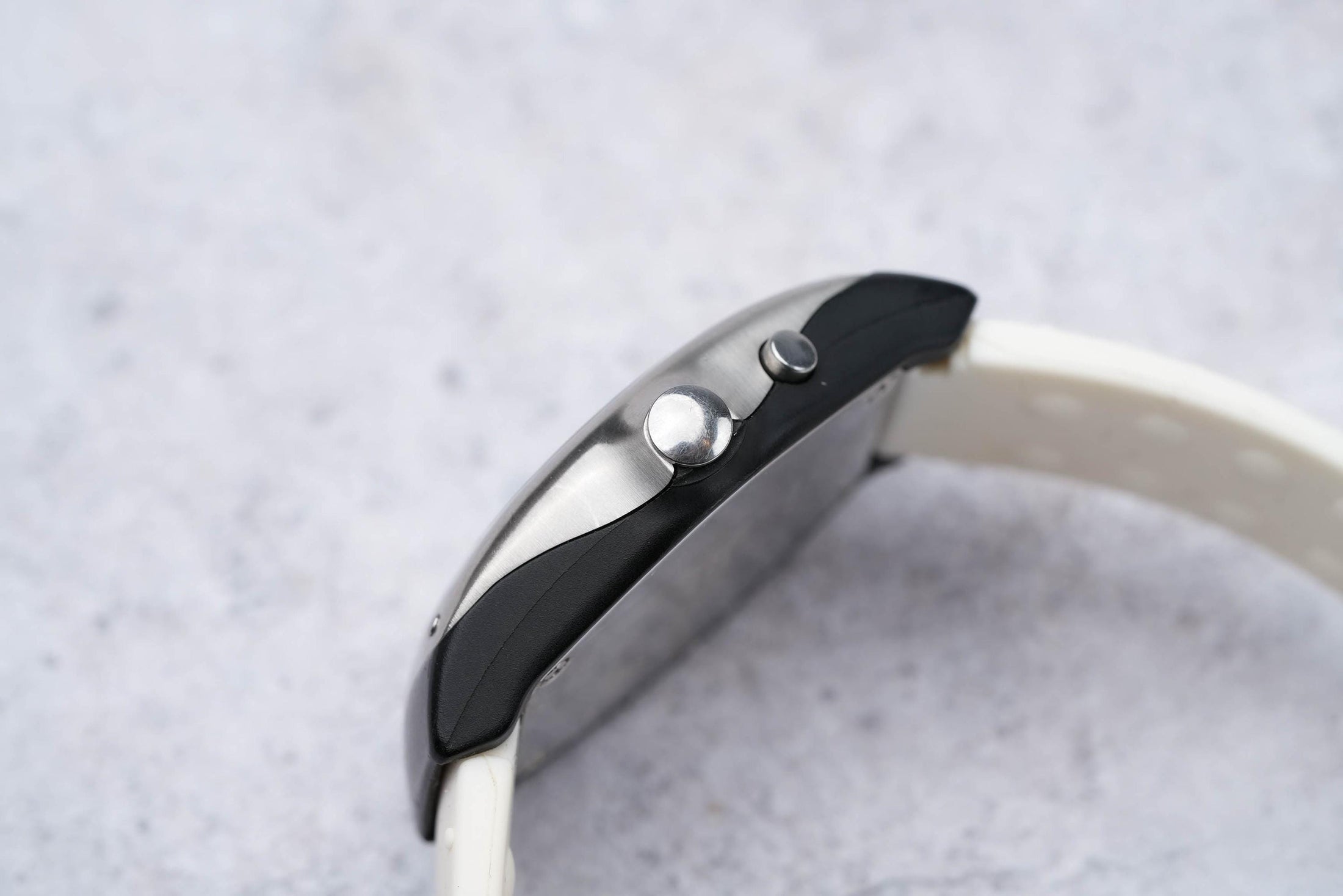 Seiko Kinetic 5M42-0E49 - Vintage Stijl met Witte Siliconen Band | Goed Werkend