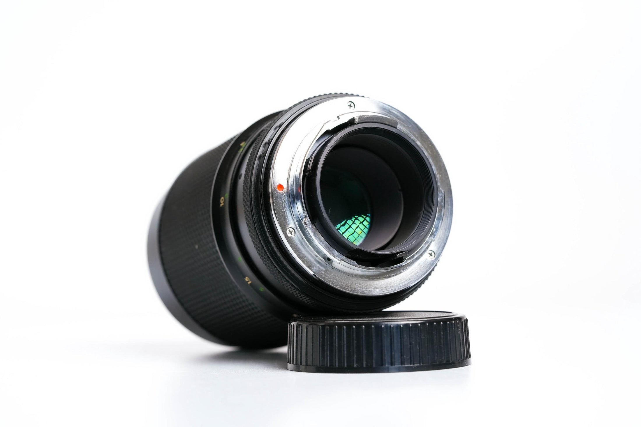 Quantaray 135mm f/2.8 Telelens – Minolta MD-mount – Vintage Portretlens