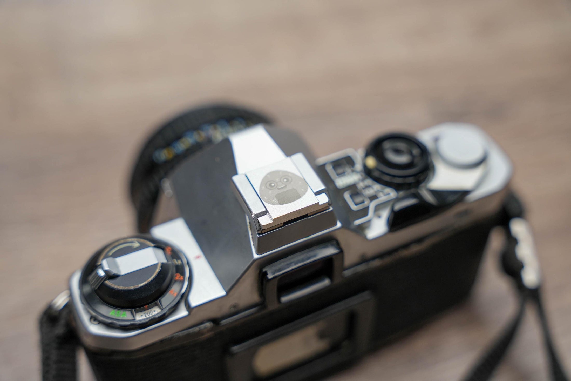 Unieke Aluminium Flitsschoen met Japanse Onigiri Gravure – Verkrijgbaar in Goud, Zilver en Zwart by Unseend