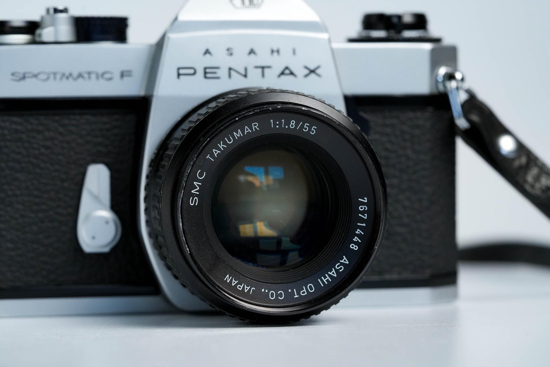 Pentax Spotmatic F + SMC Takumar 55mm f/1.8 – Volledig werkend + gratis 35mm film