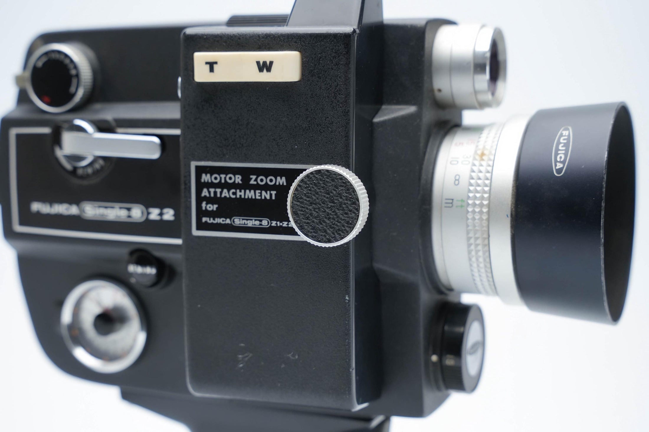 Fujica Single-8 Z2 met Motor Zoom Attachment – Vintage Super 8 Filmcamera