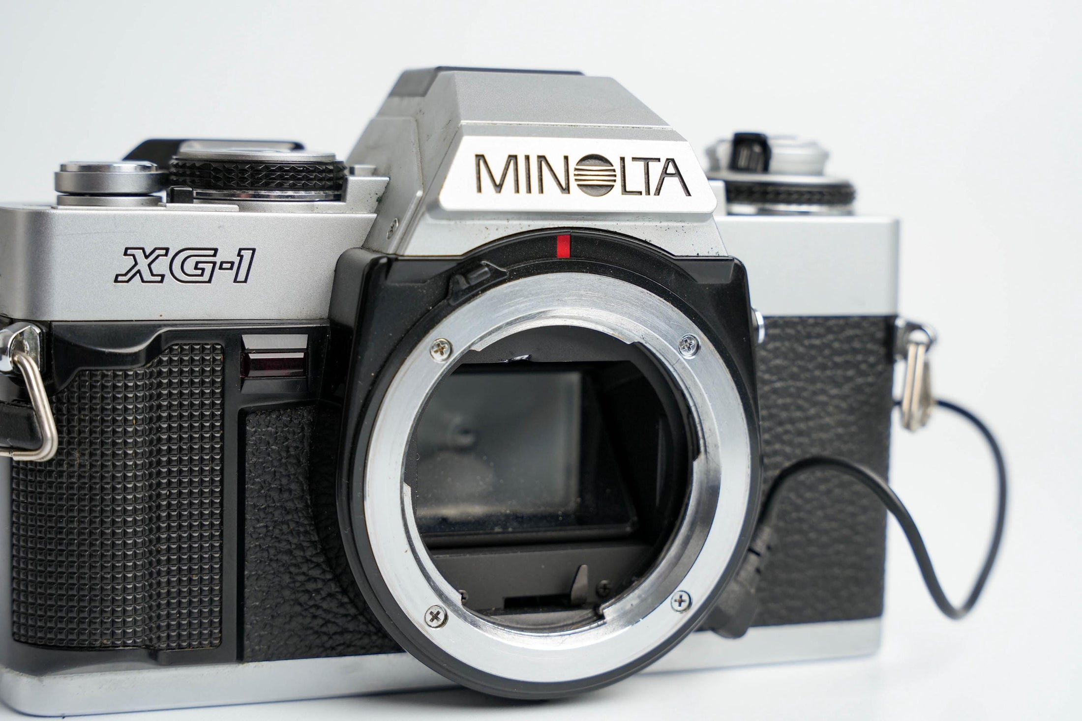Minolta XG-1 met Data Back G & 45mm f/2 – Volledig Werkend