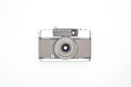 Olympus Pen EE-2 - Compacte Halfframe Camera in Prachtige Vintage Stijl