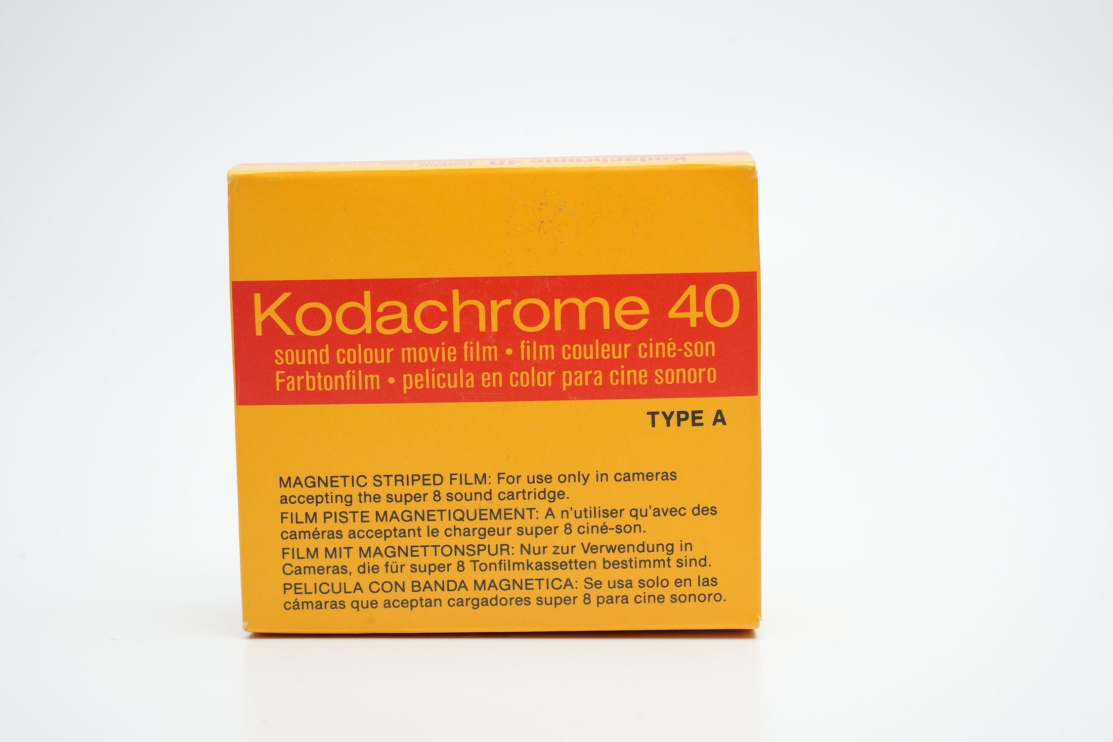 Kodachrome 40 Sound Colour TYPE A- Super 8 color movie film (film met geluid)