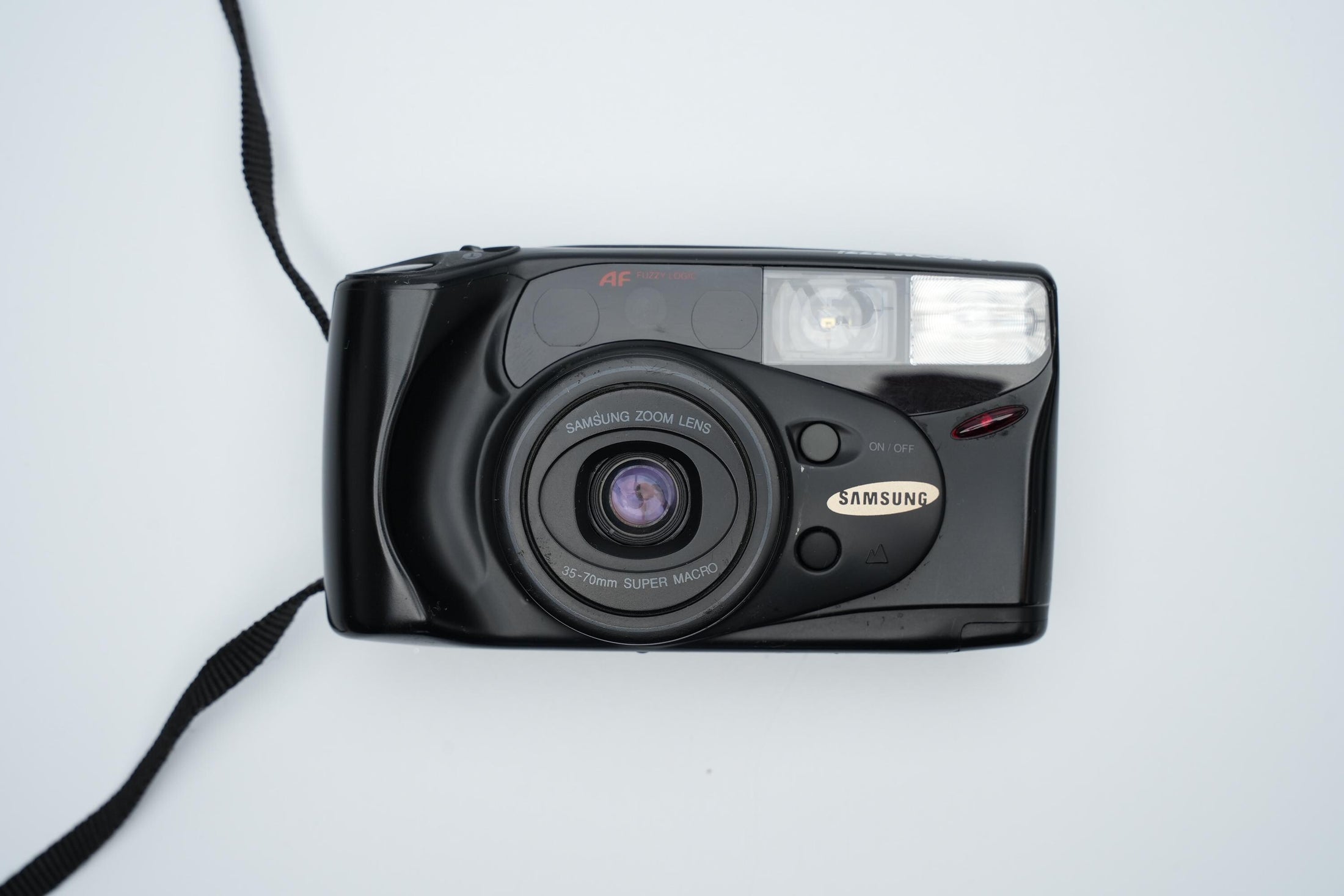Samsung AF Zoom 777i – Betrouwbare 35mm Compactcamera met Zoom in Prima Staat