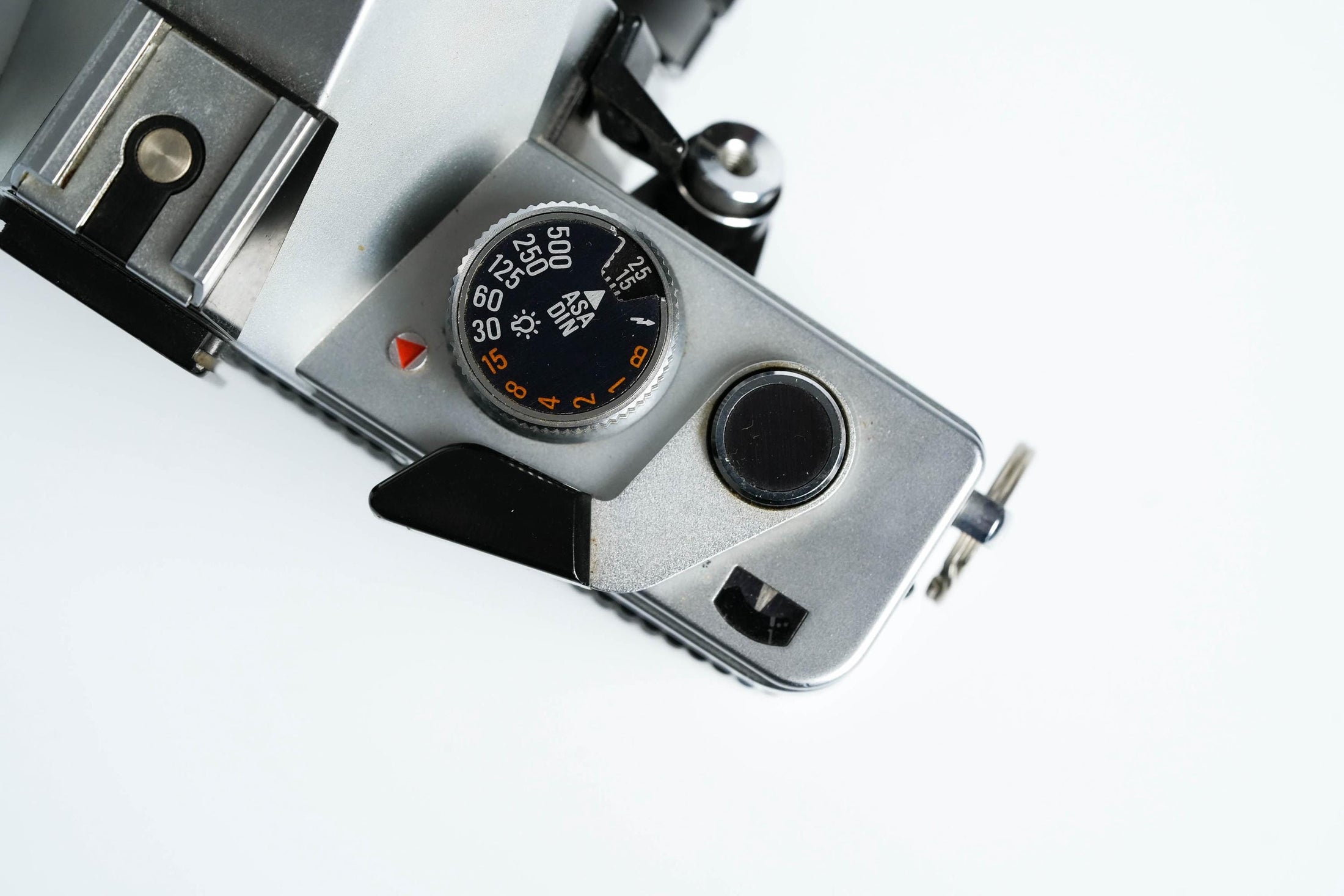 Praktica Super TL 3 + Pentacon 50mm f/1.8 – Klassieke SLR met gratis 35mm film