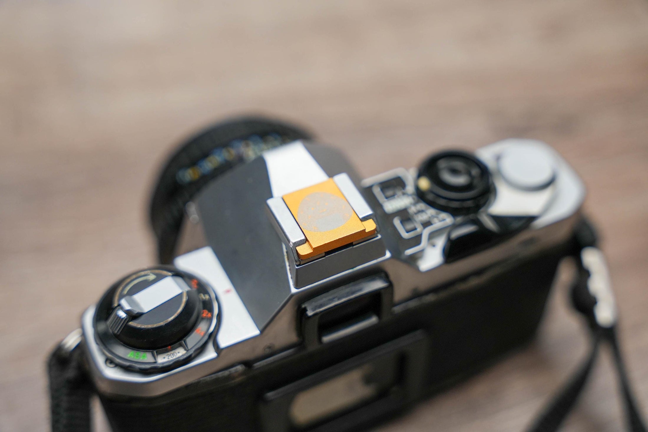 Unieke Aluminium Flitsschoen met Japanse Onigiri Gravure – Verkrijgbaar in Goud, Zilver en Zwart by Unseend