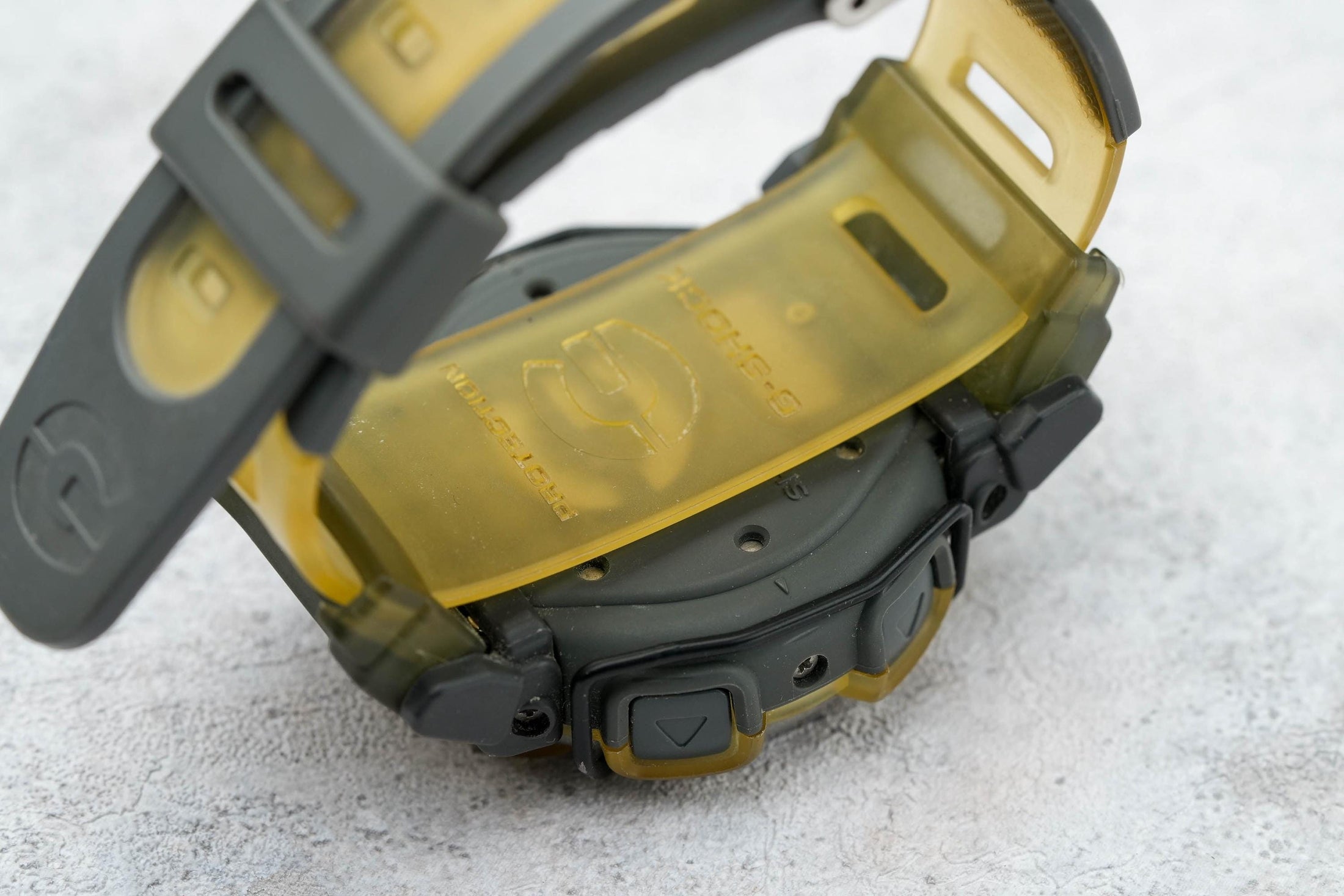 Casio G-Shock DW-003 QW-1647 – Robuuste Retro Kwaliteit uit de Jaren '90 by Unseend